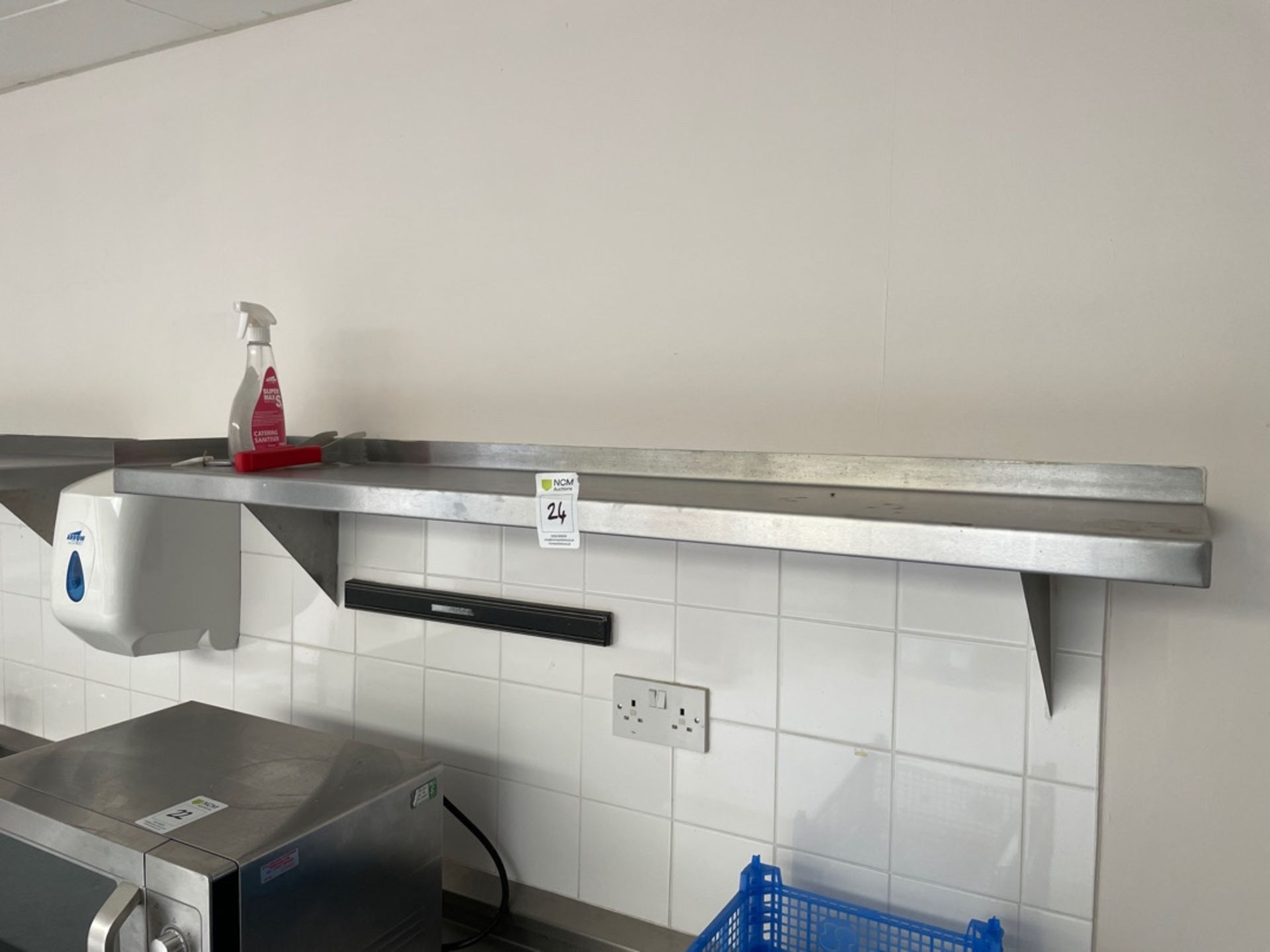 Stainless Steel Shelves x 2 - Image 2 of 2