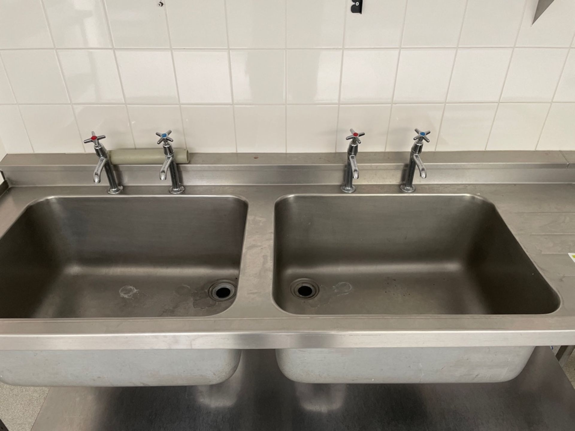 Stainless Steel Double Bowl Sink Unit - Image 2 of 2