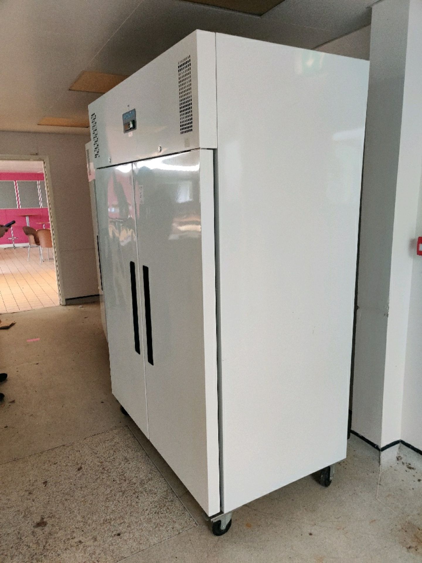 Polar refrigeration double door fridge - Image 2 of 5