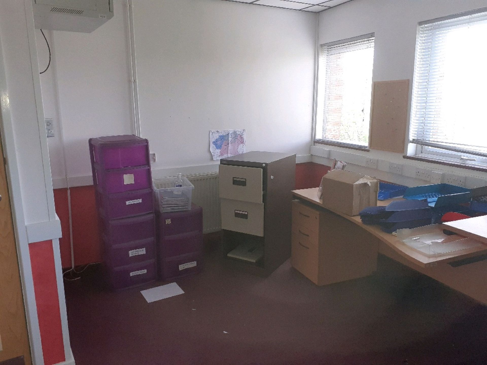 Office furniture and equipment - Image 2 of 4