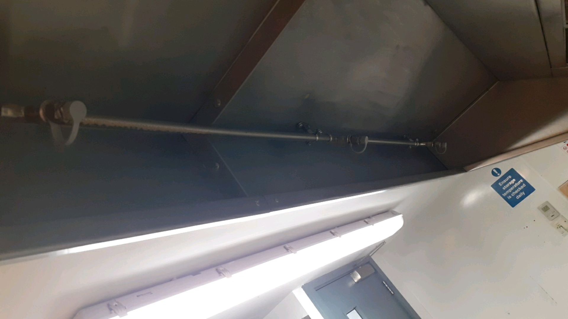 Fume extraction canopy - Image 3 of 3