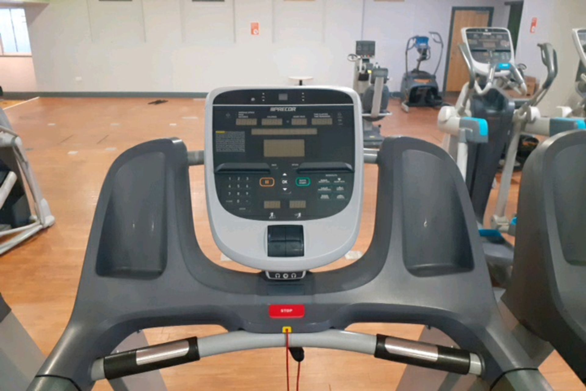 Treadmill - Image 2 of 3