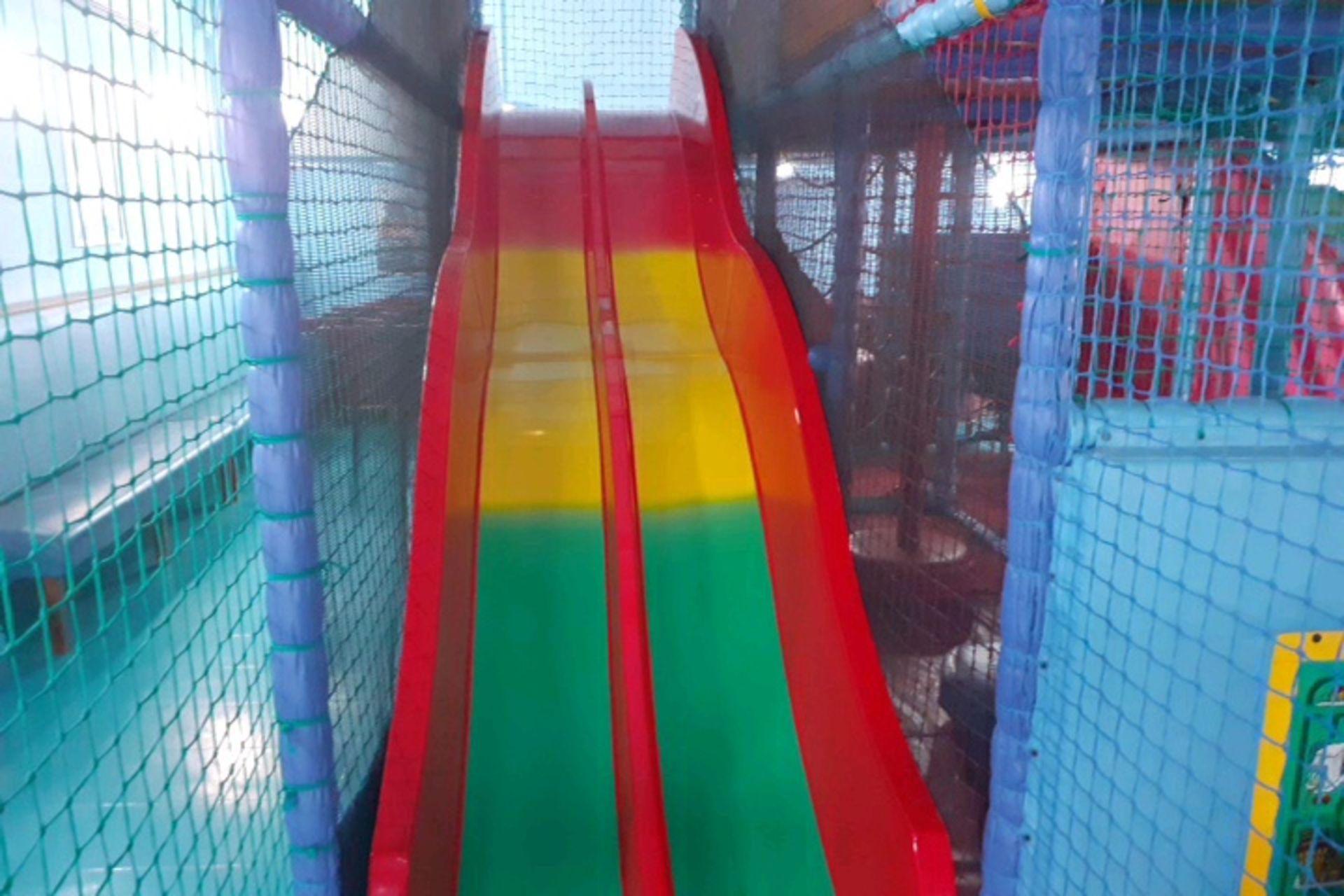 Soft play area - Image 3 of 17