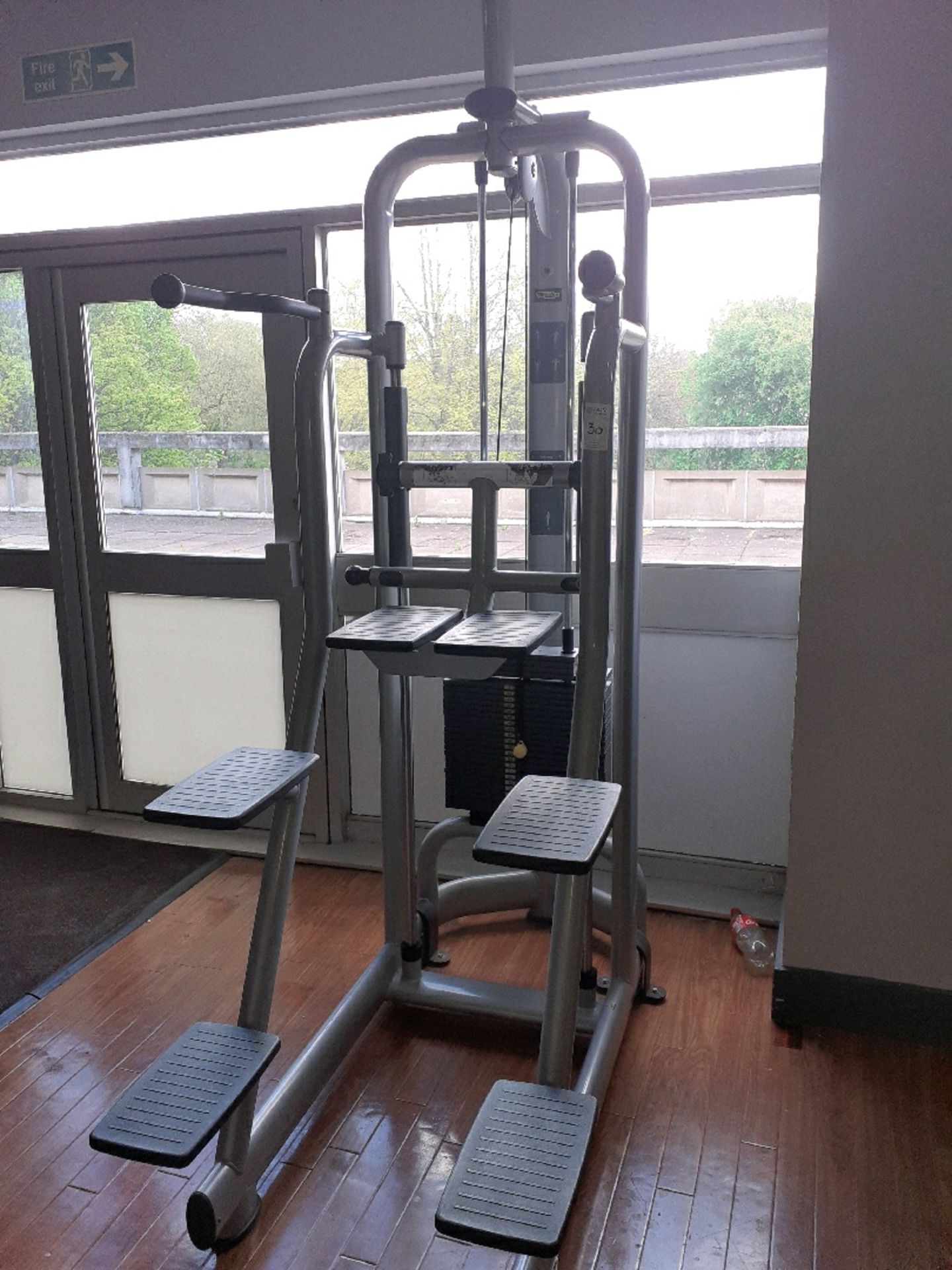 Pull-up station - Image 7 of 7