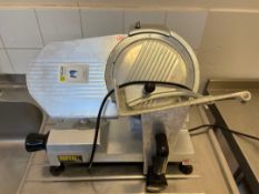 Buffalo U626 Meat Slicer