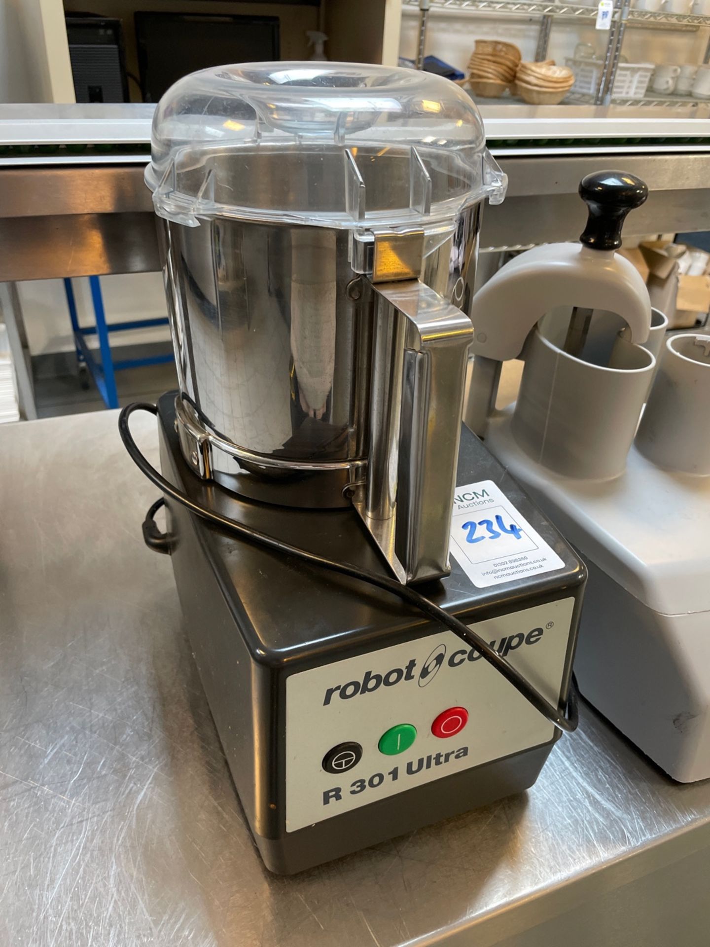 Robot Coupe R301 Ultra Food Processor - Image 3 of 4