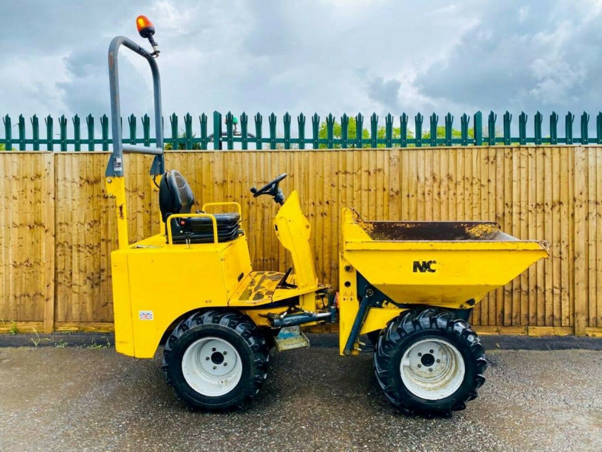 NC Engineering HT 1.0 1 Ton High Tip Dumper 2013