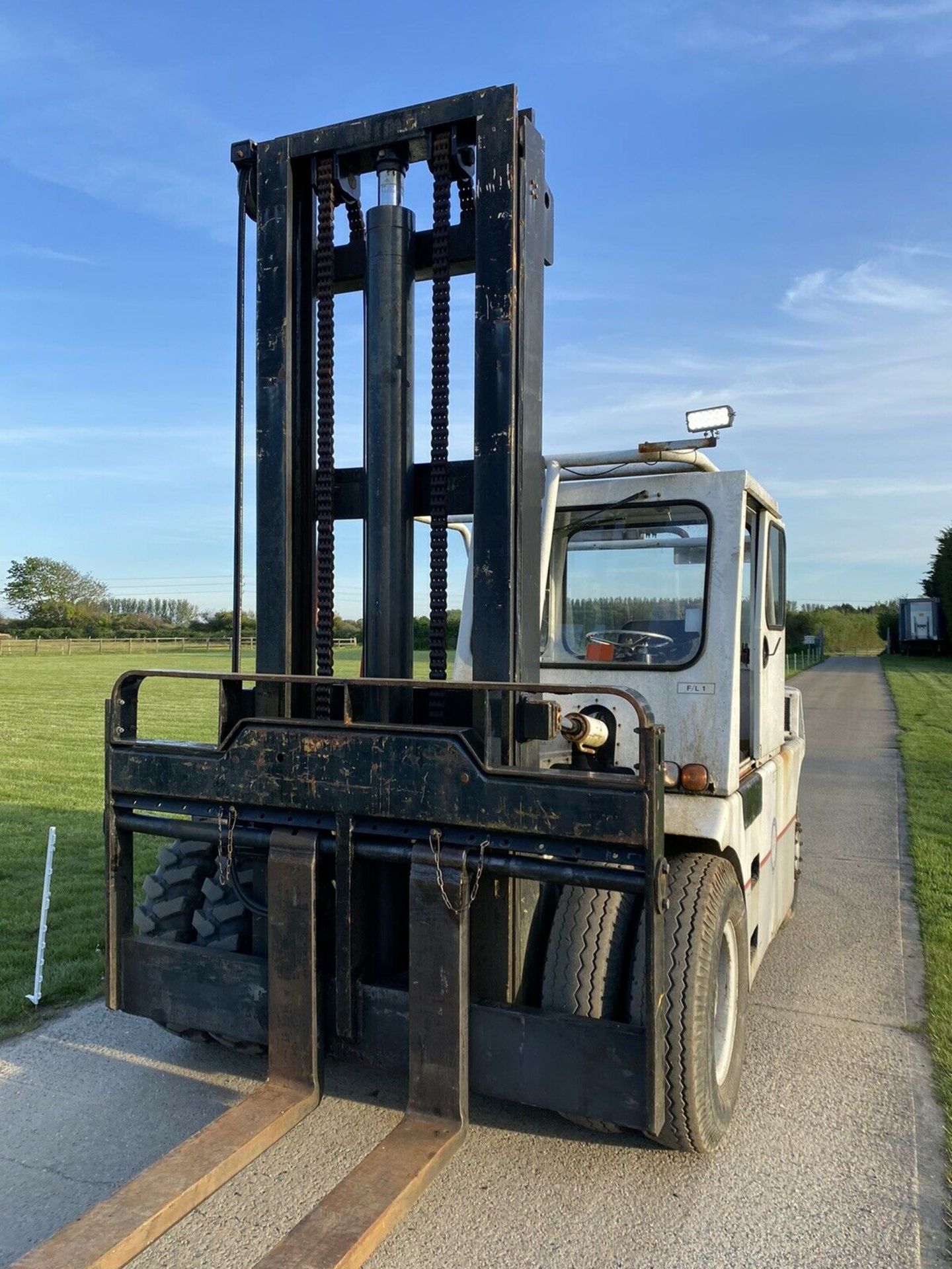 Henley Forklift - 9 Tonne Diesel - Image 3 of 6