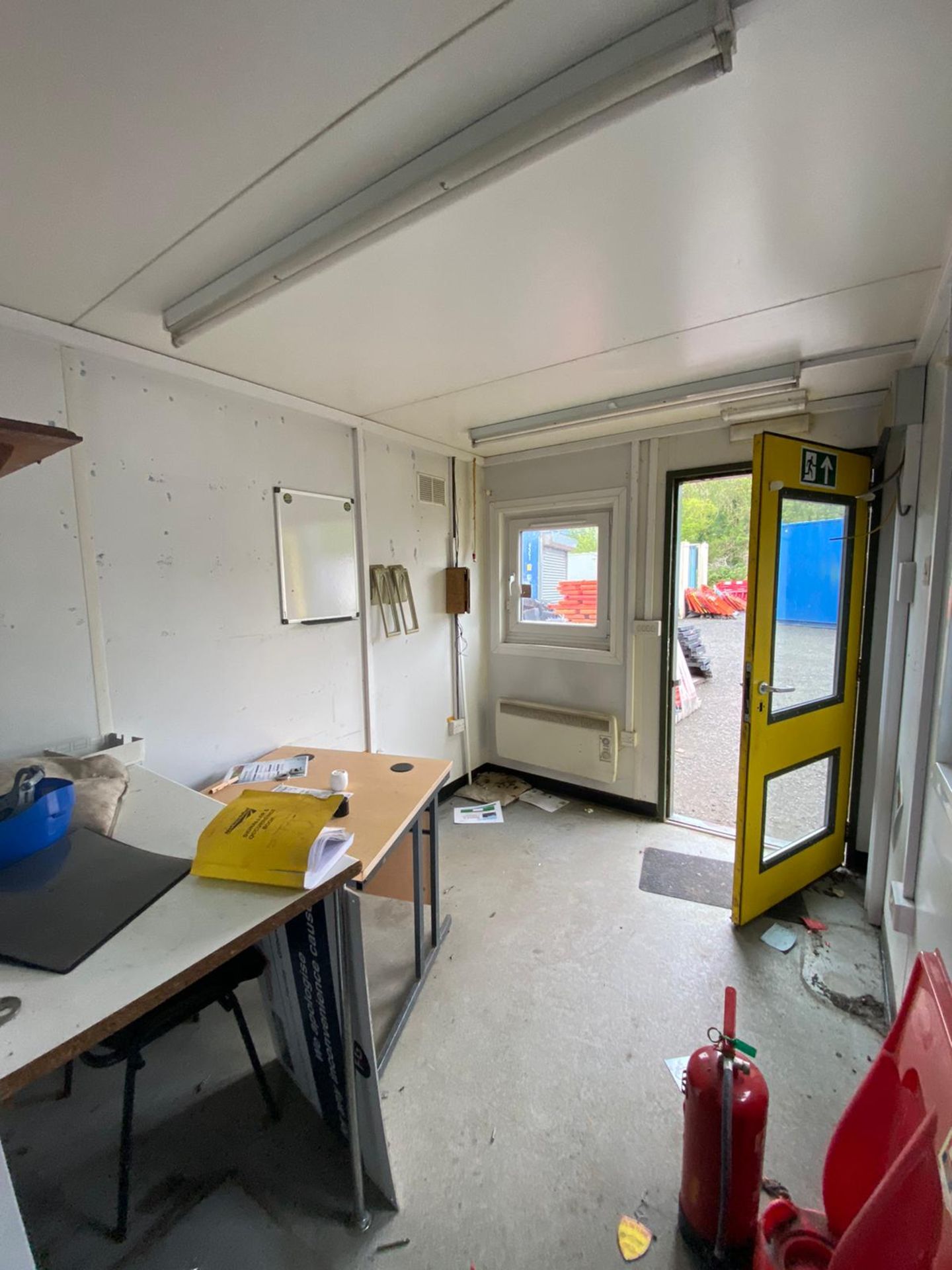 20ft site office canteen with office - Image 11 of 15