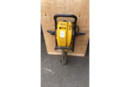 Atlas Copco Cobra breaker and Hilti TE3000-AVR breaker