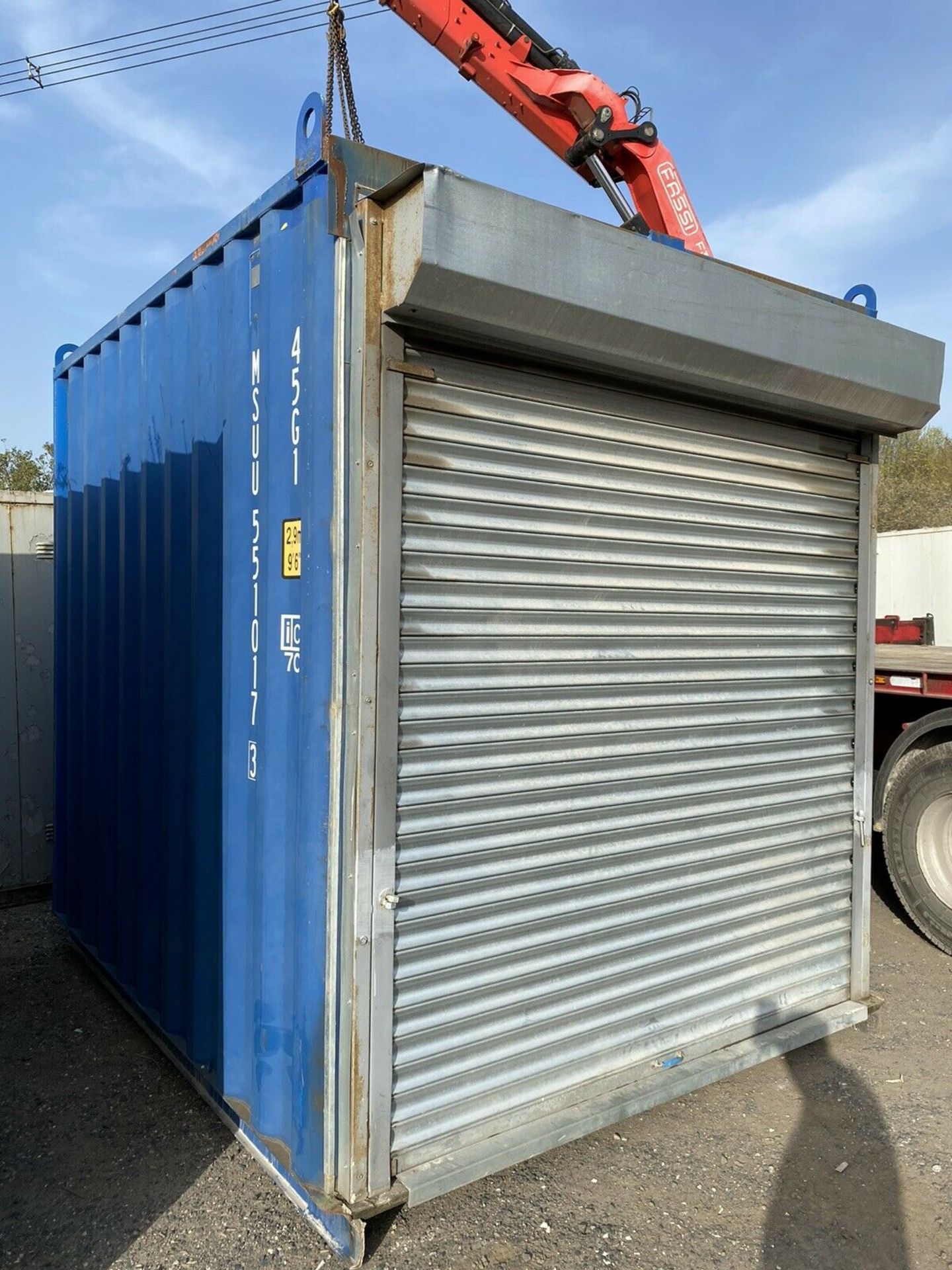 10ft High Cube Storage Container With Roller Shutter Door