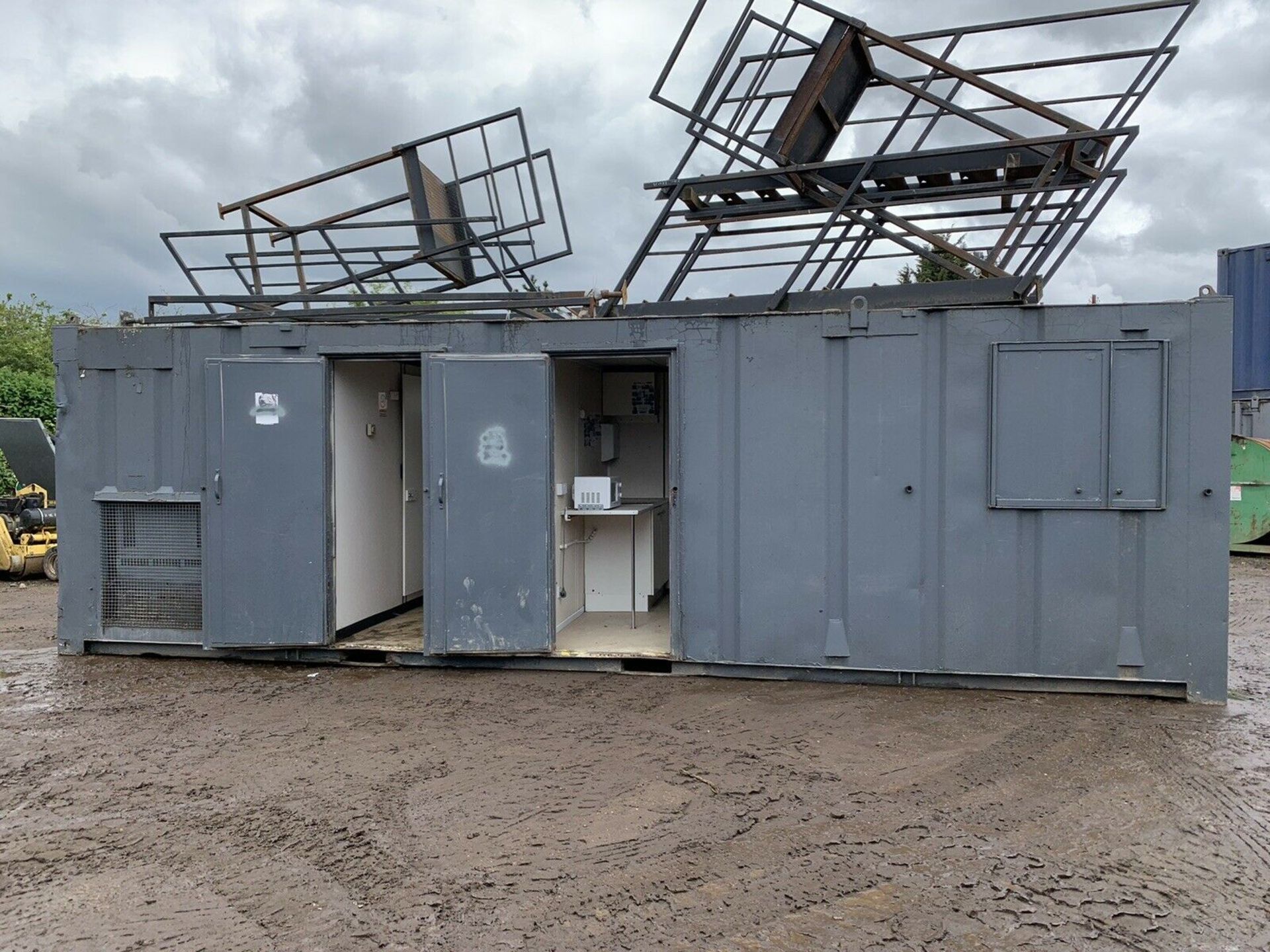 Anti Vandal Steel Portable Welfare Unit Complete With Generator