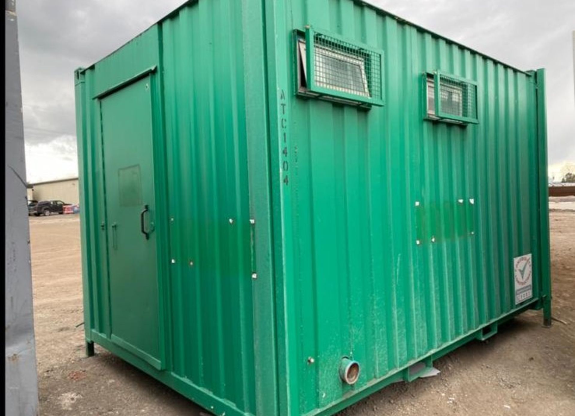 13ft 2 + 1 toilet block container - Image 4 of 13