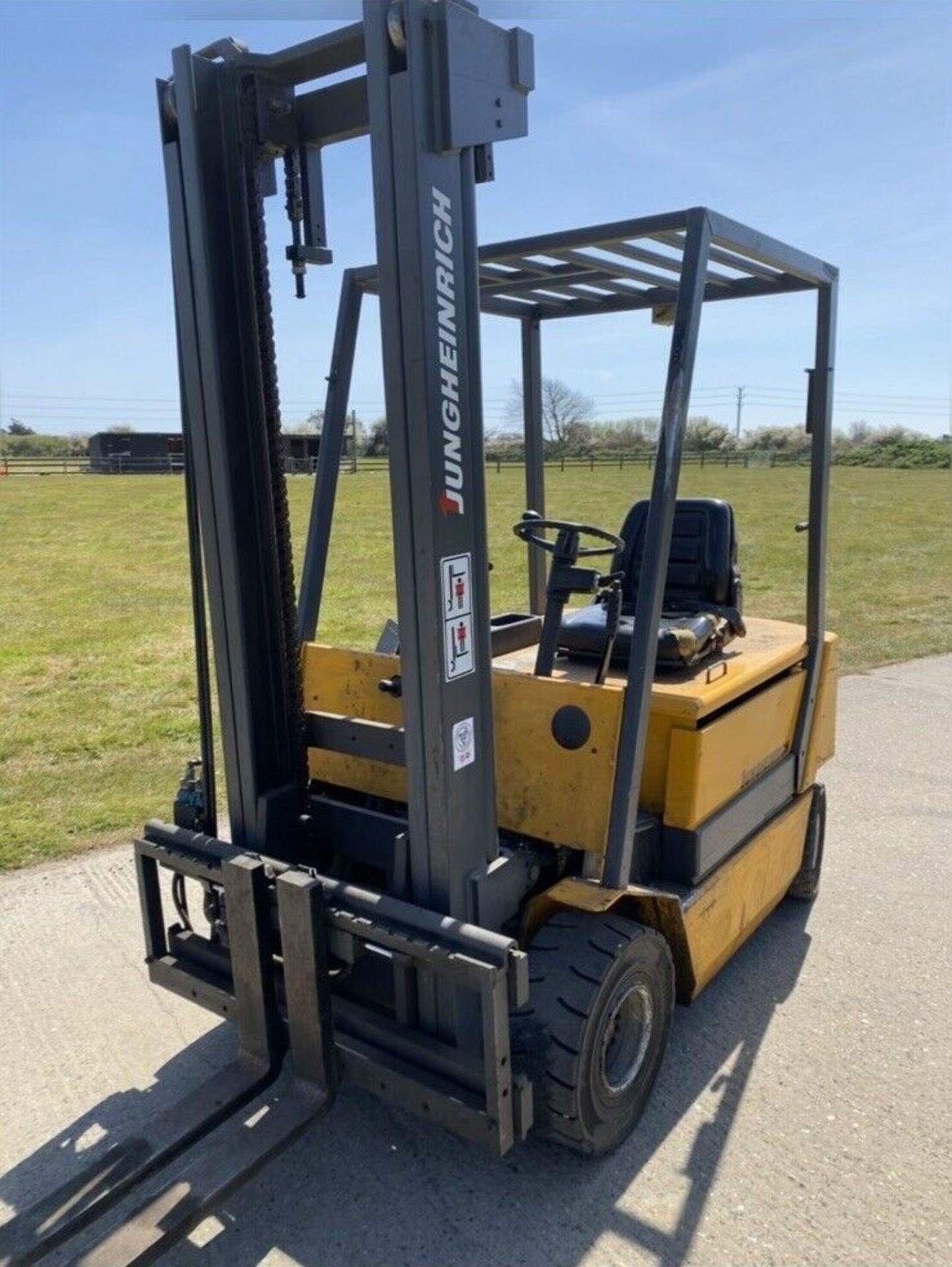 Boss Jungheinrich Forklift Truck 2.5T - Image 2 of 4