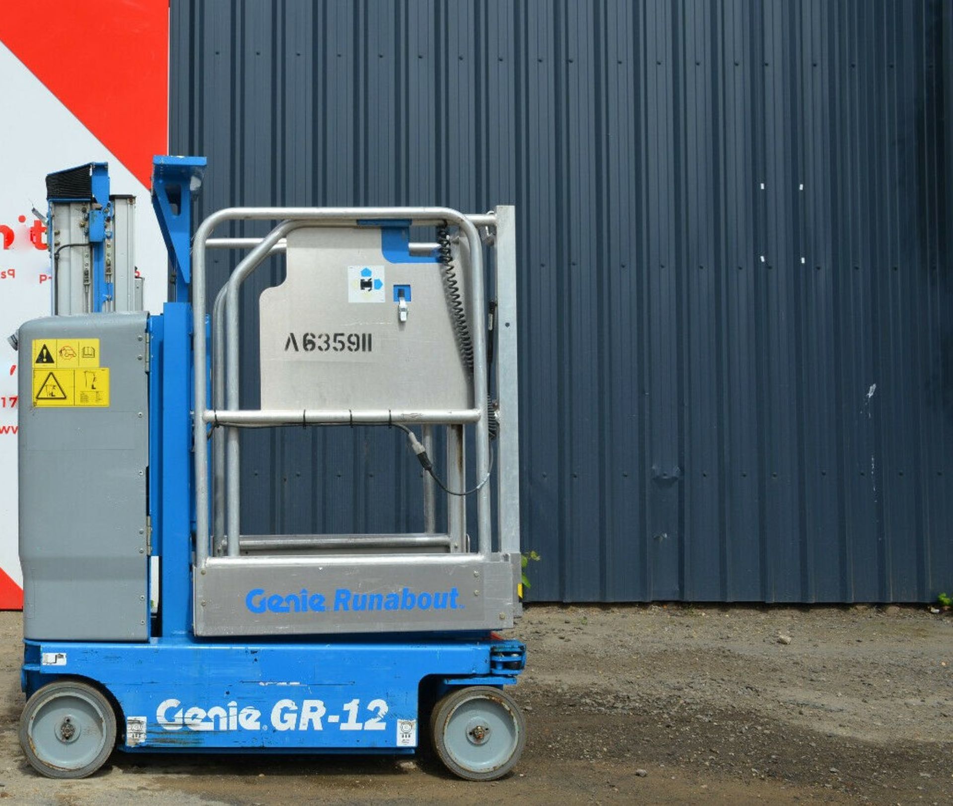 Genie gr-12 aerial work platform 2014 - Image 11 of 11