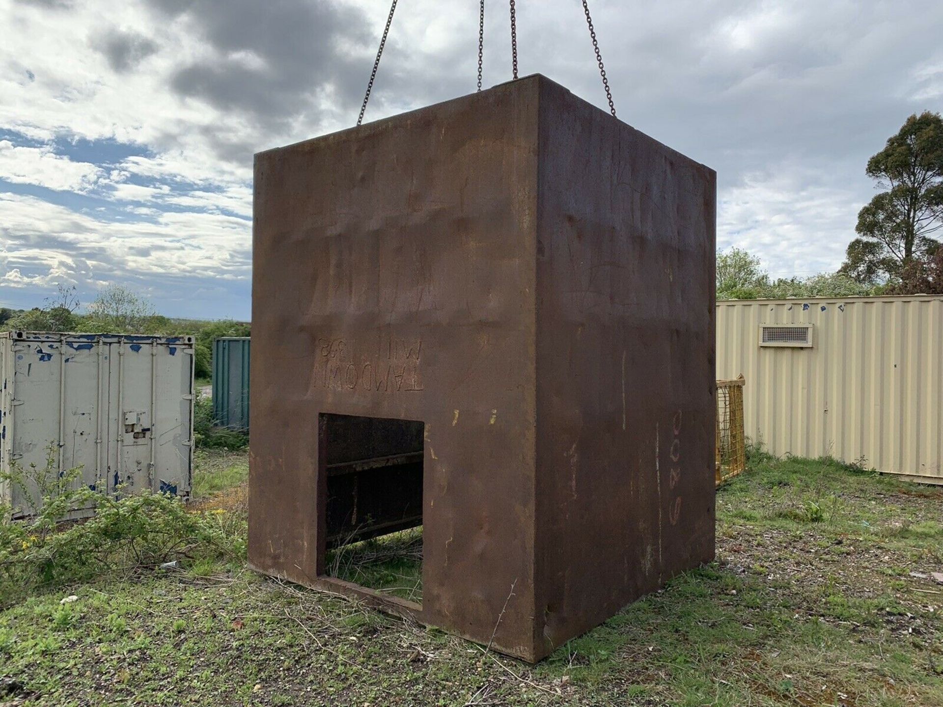 Trench box 8ft x 8ft x 8ft