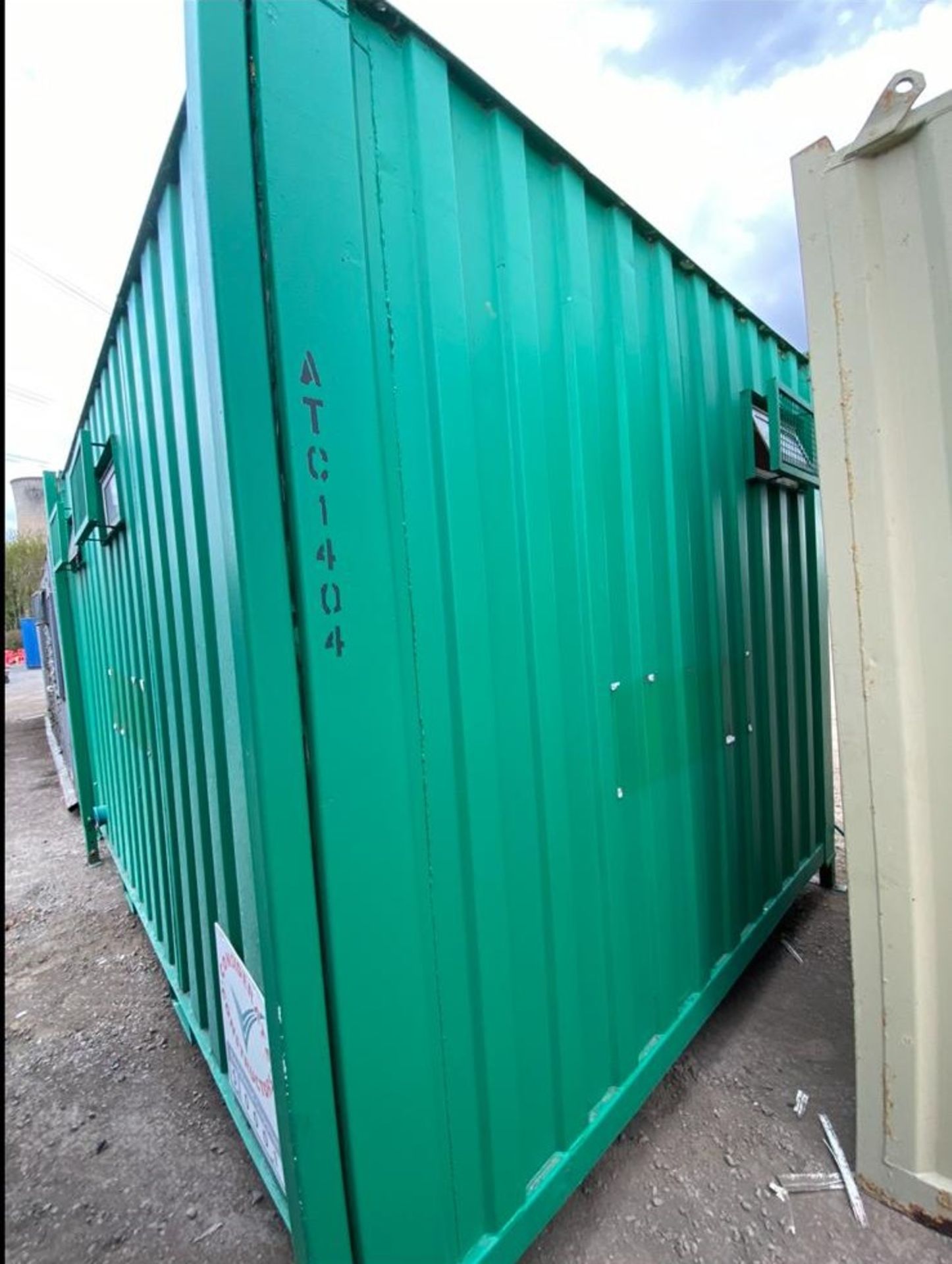 13ft 2 + 1 toilet block container - Image 3 of 13
