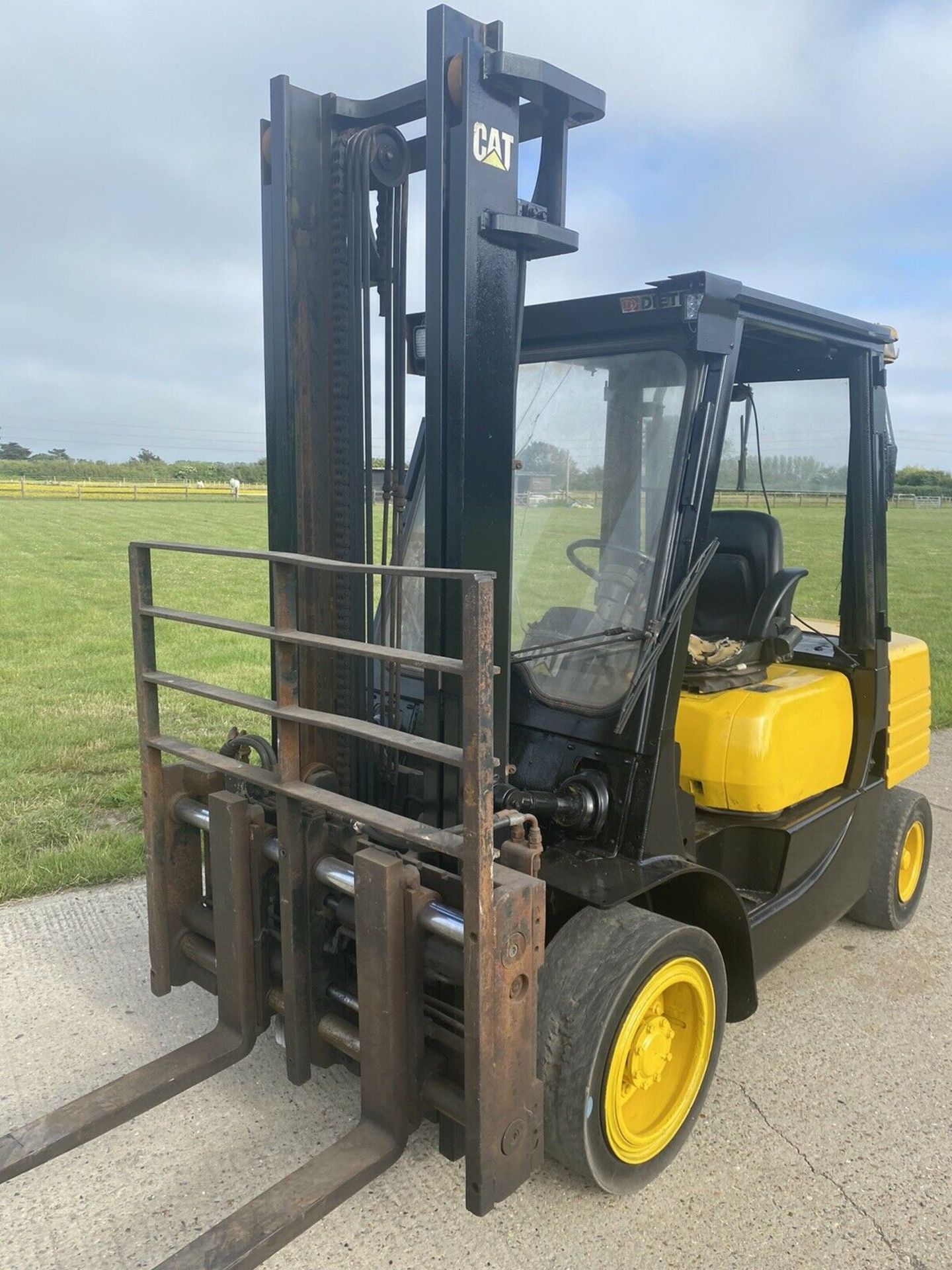 Caterpillar diesel forklift. - Image 3 of 3