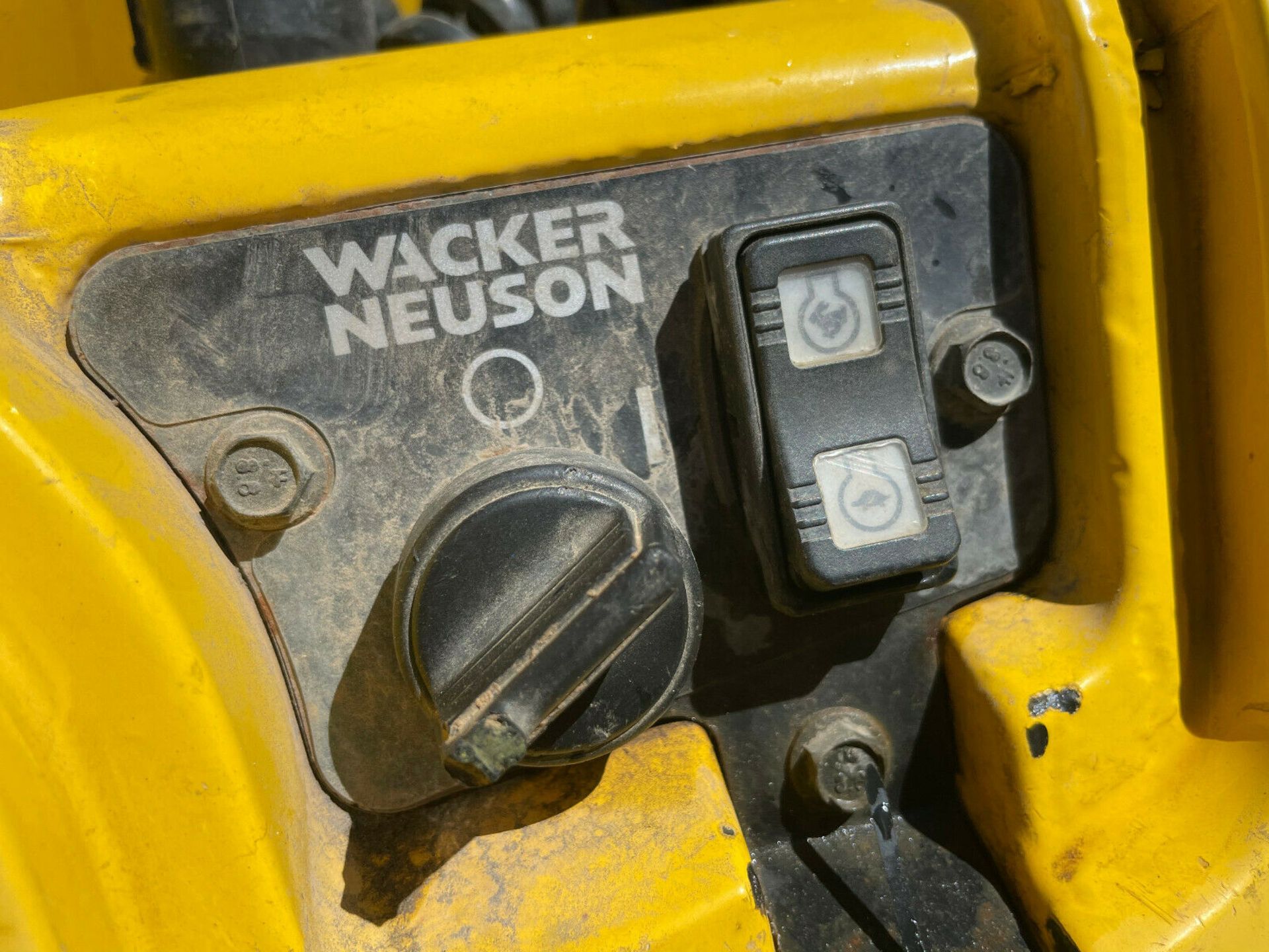 Wacker Neuson rtsc2 trench roller 2014 - Image 5 of 12