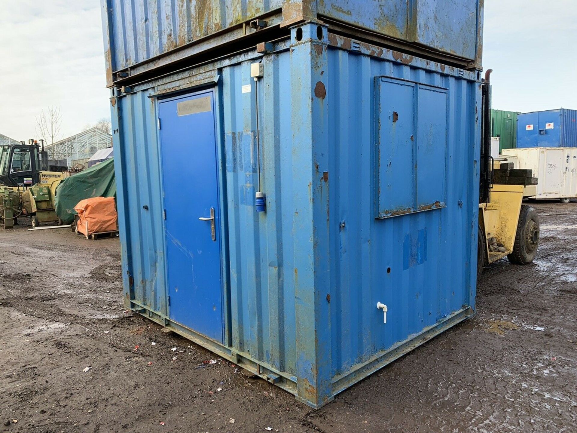 Anti Vandal Steel Portable Site Office Canteen 10ft x 8ft - Image 2 of 9