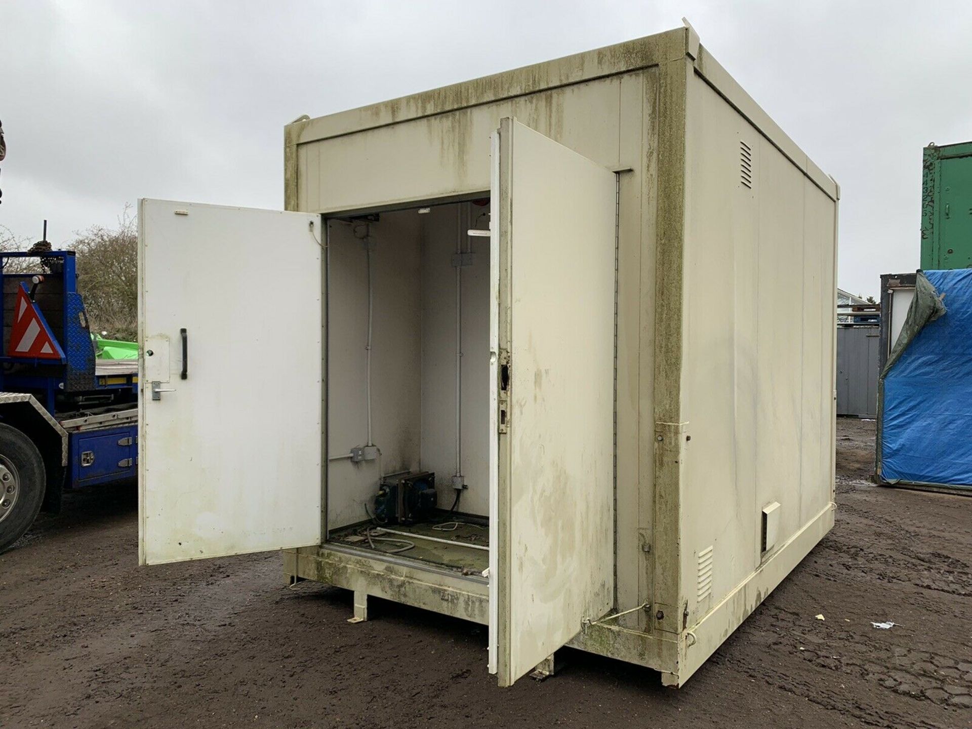 Portable Office / Storage Unit Insulated With Air Conditioning 12ft x 8ft - Image 4 of 9