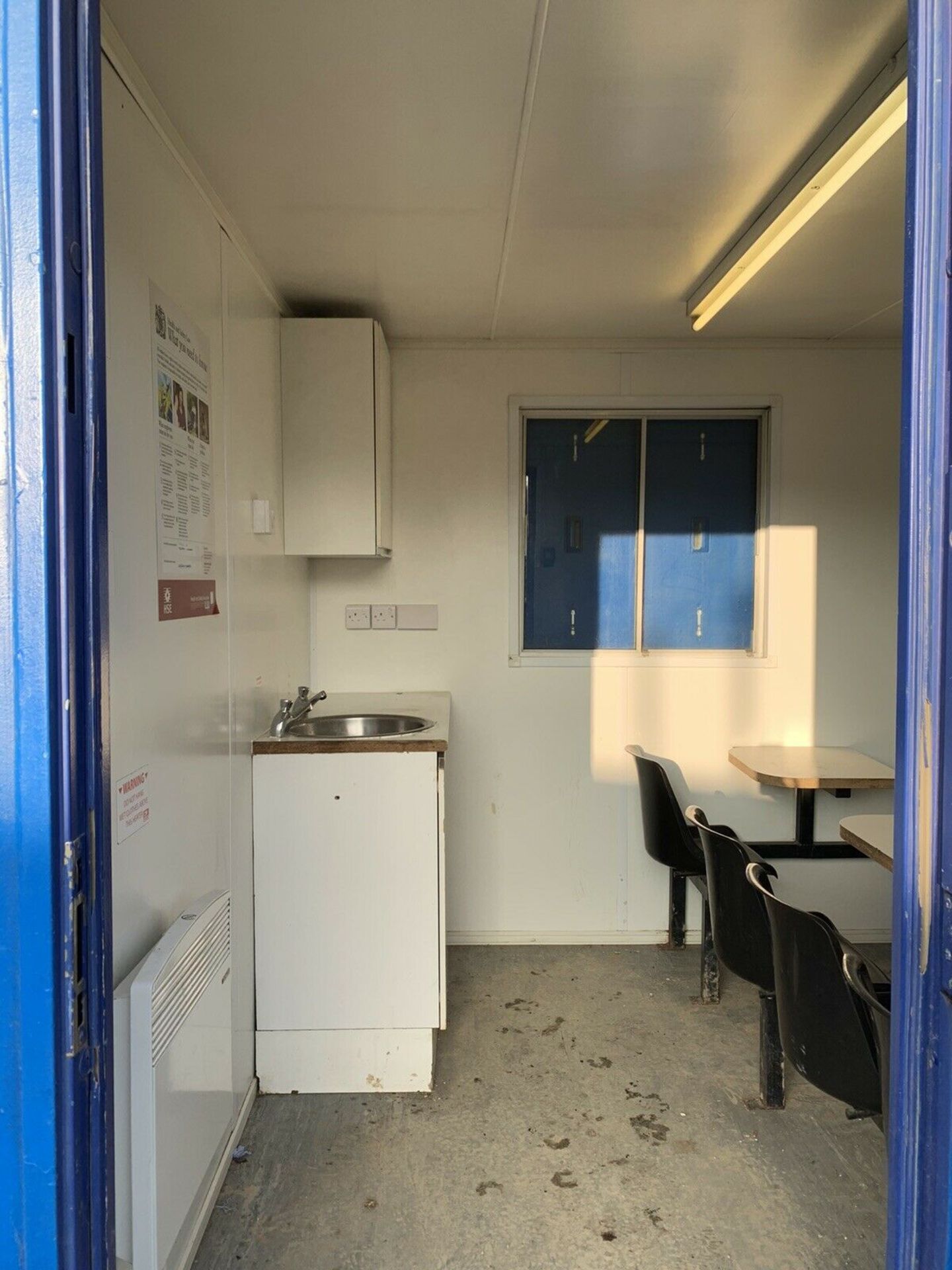 Anti Vandal Steel Portable Welfare Unit Complete With Generator. - Image 8 of 9