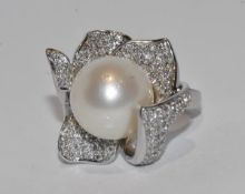 South Sea Pearl & Diamond Ring