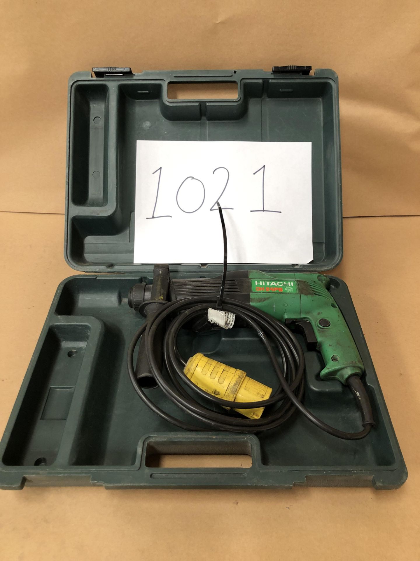 Hitachi DH24PB SDS drill with plastic case