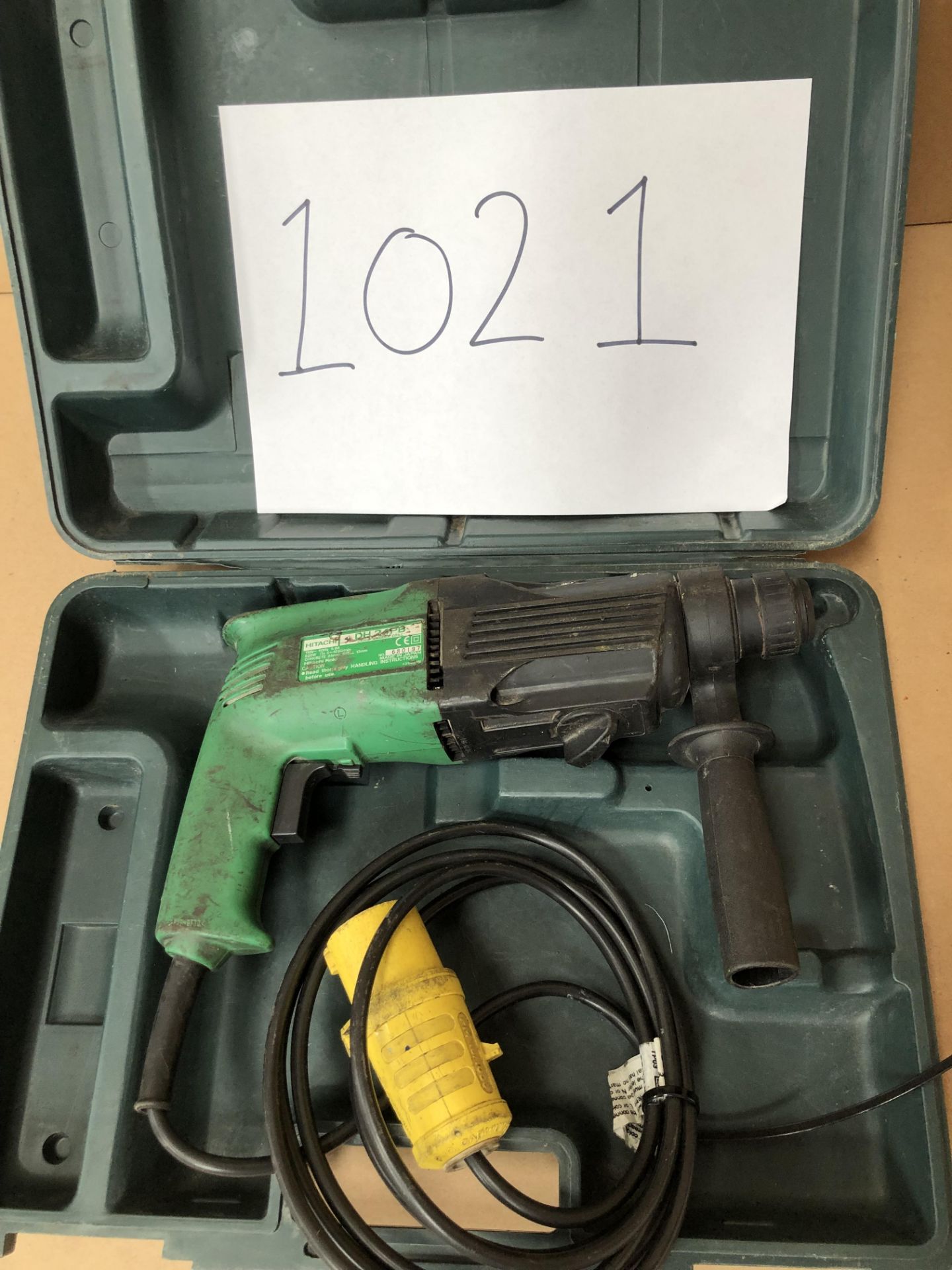 Hitachi DH24PB SDS drill with plastic case - Image 3 of 3