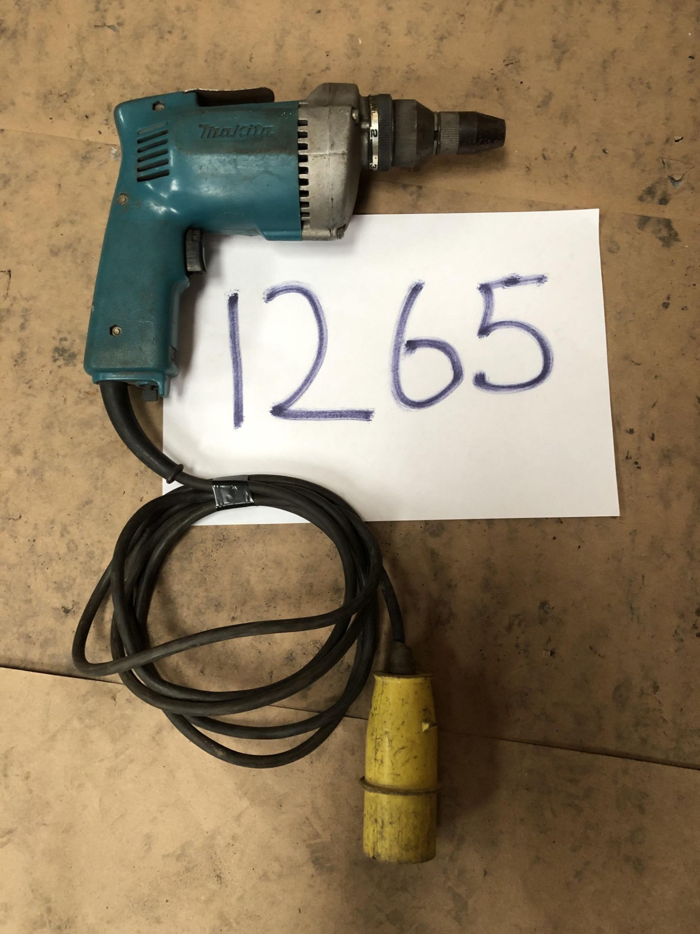 Makita 6805 BV Screwdriver