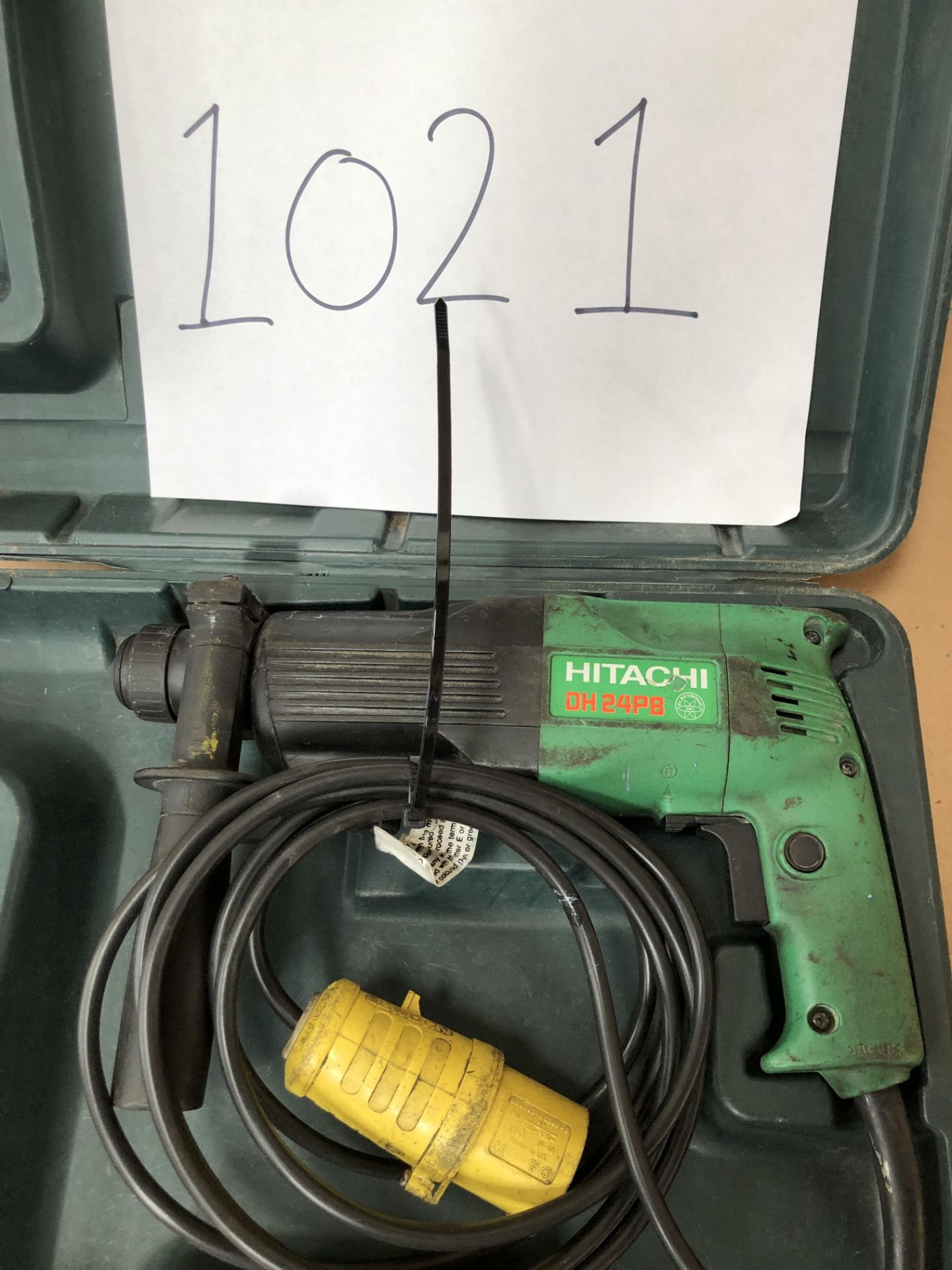 Hitachi DH24PB SDS drill with plastic case - Image 2 of 3