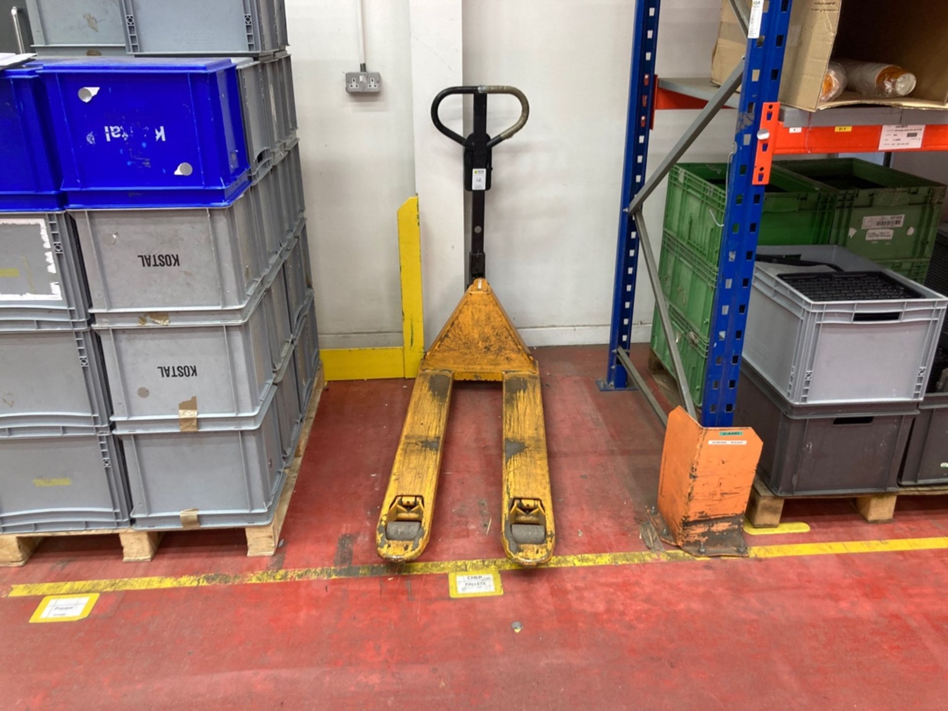 Pallet truck