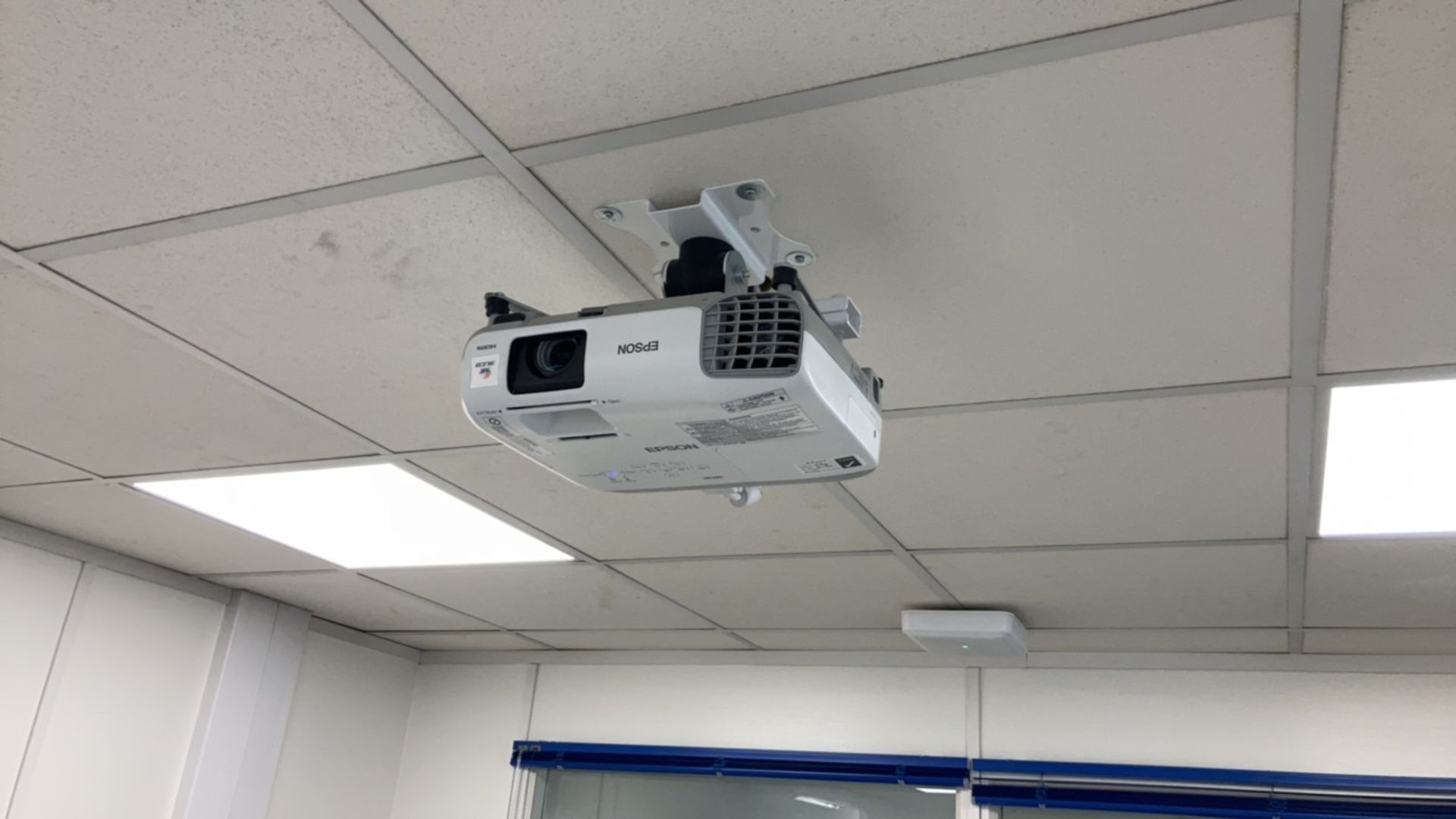 Projector and screen