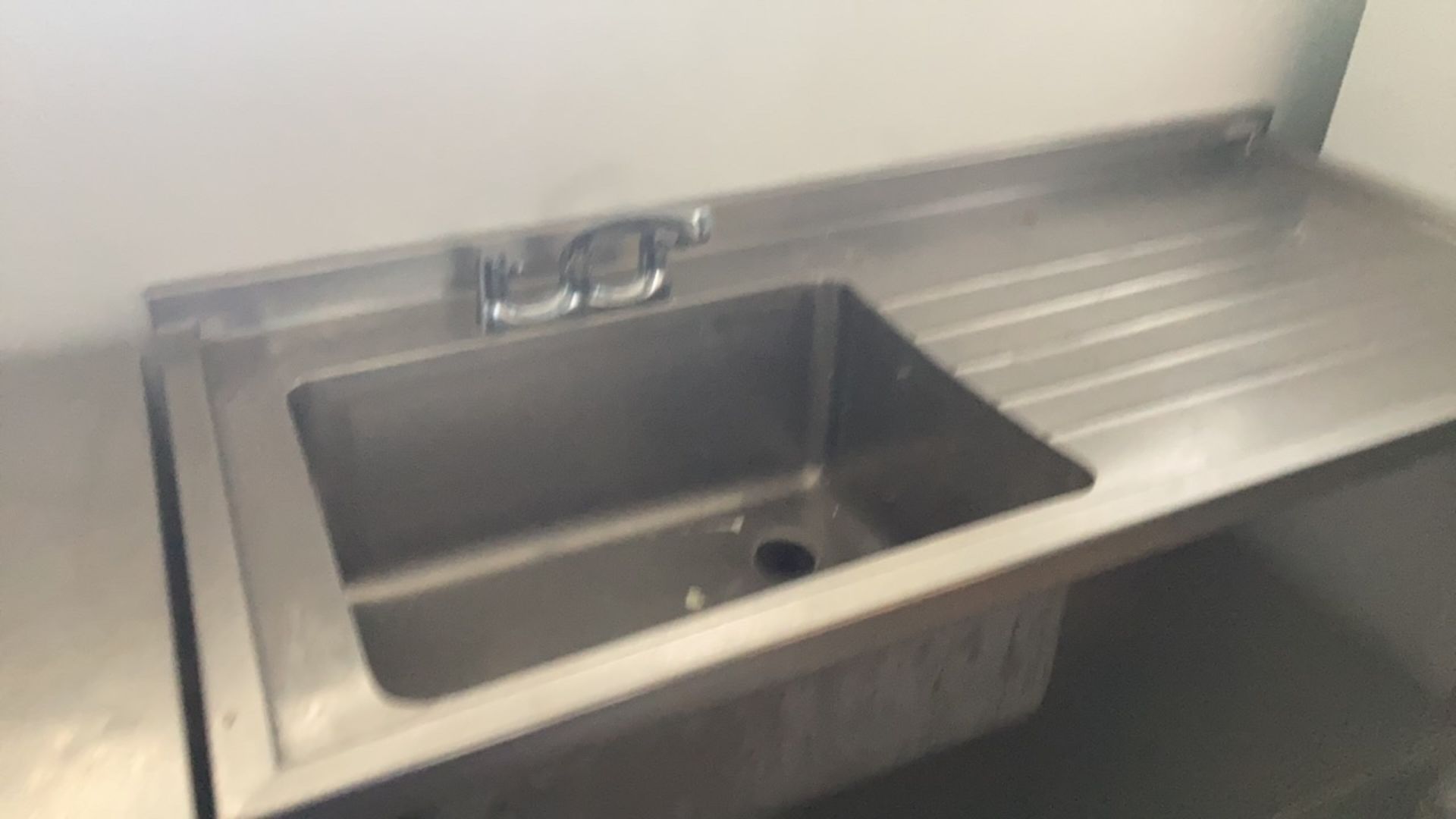 Sink unit - Image 2 of 2