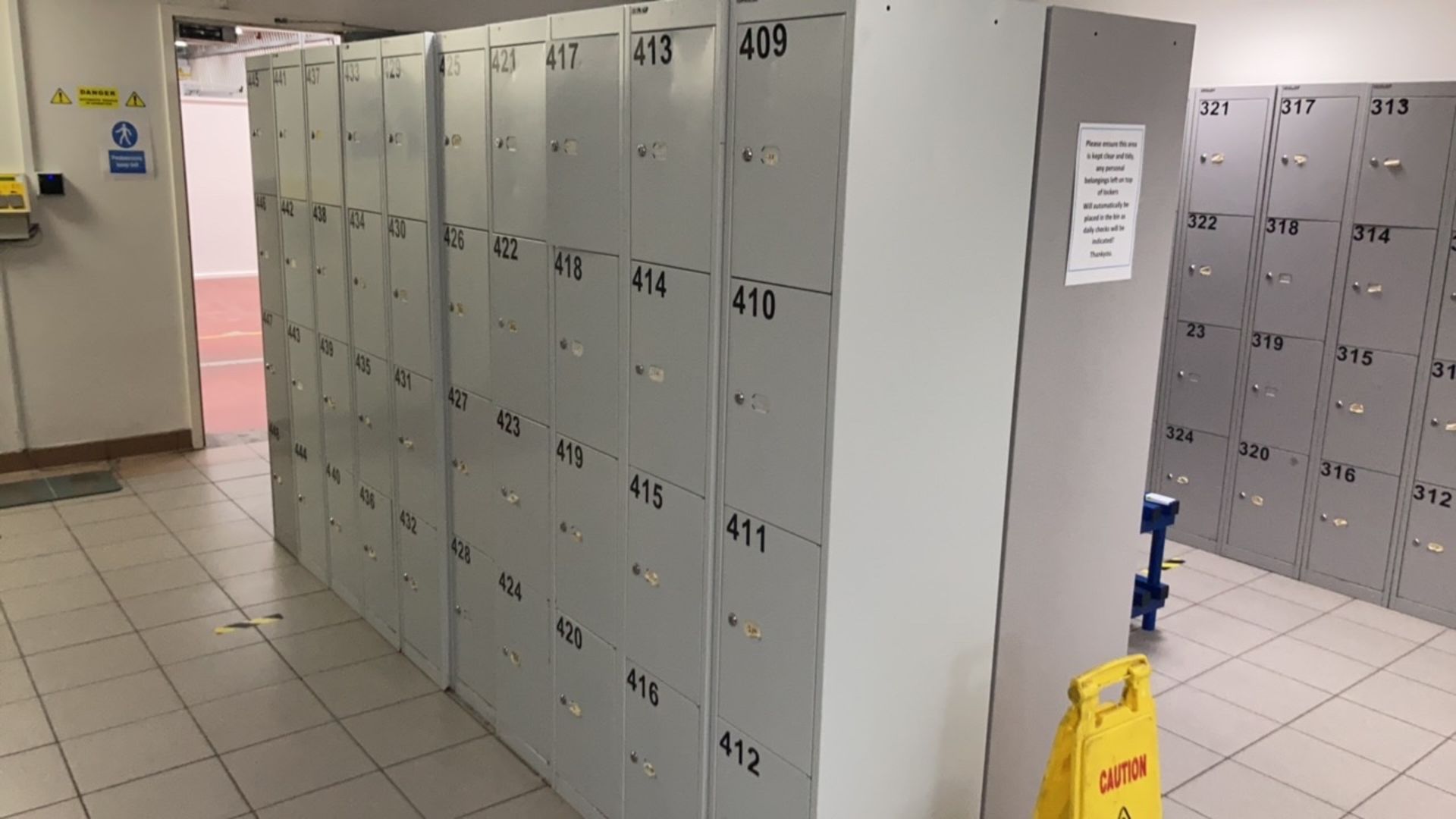 Lockers - Bild 2 aus 3