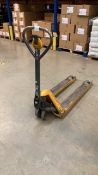 Pallet truck