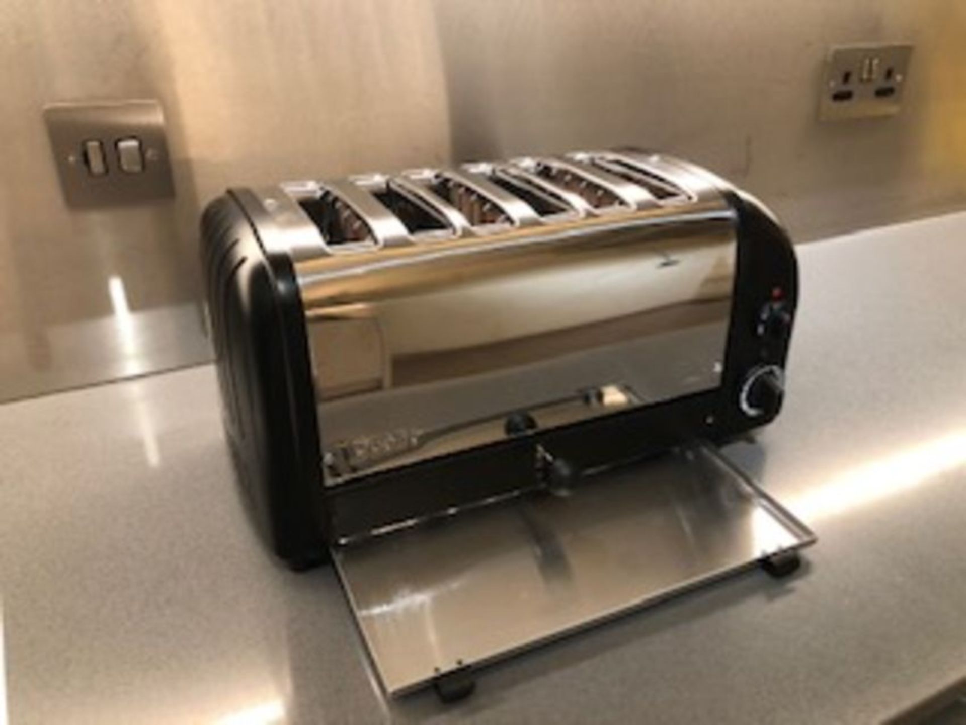 Dualit 6 Slot Bun Toaster. - Image 3 of 7