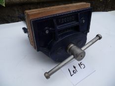 Record quick-release wood-working bench vice No. 52½