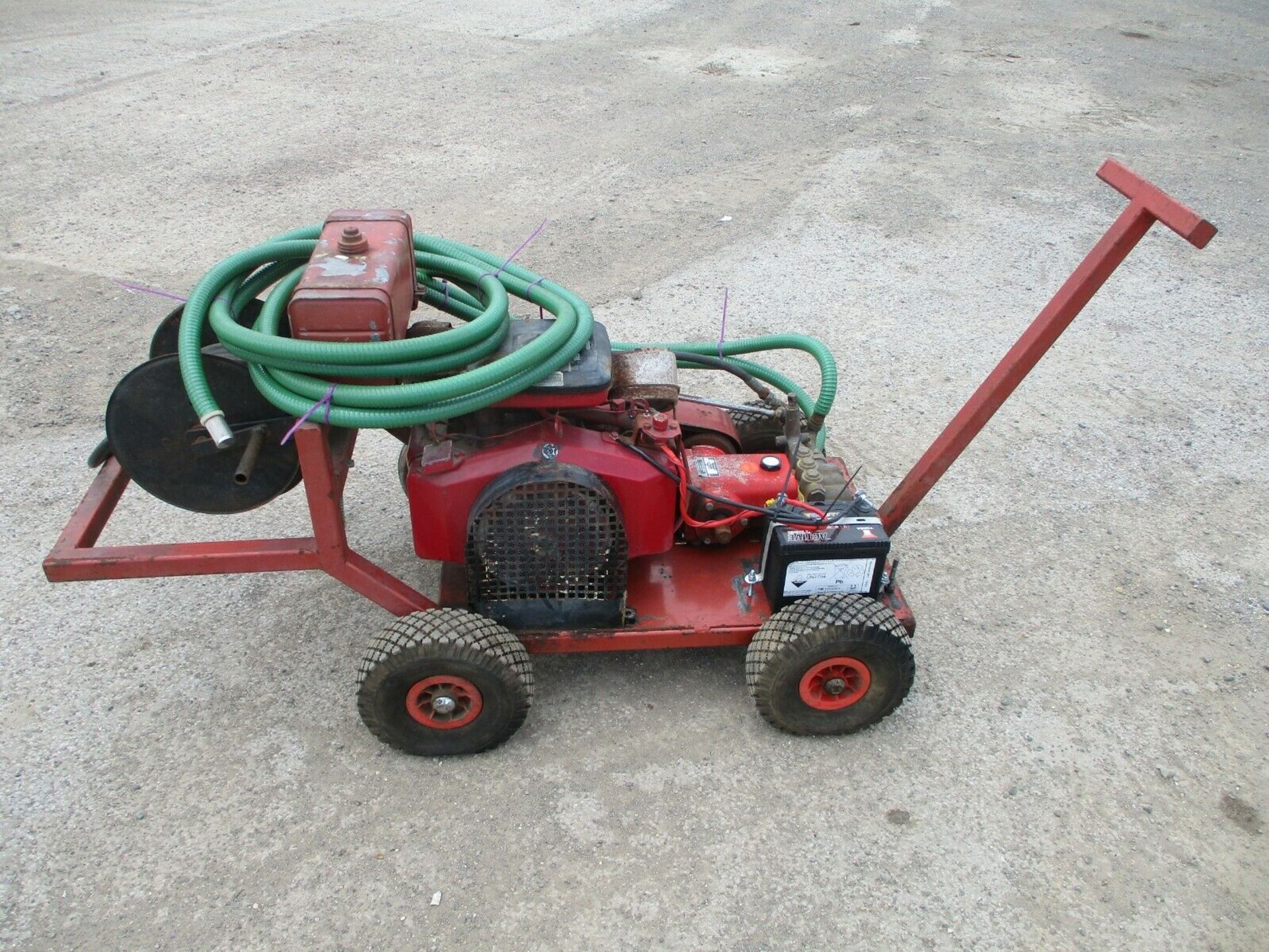 Pressure Washer - Image 6 of 8