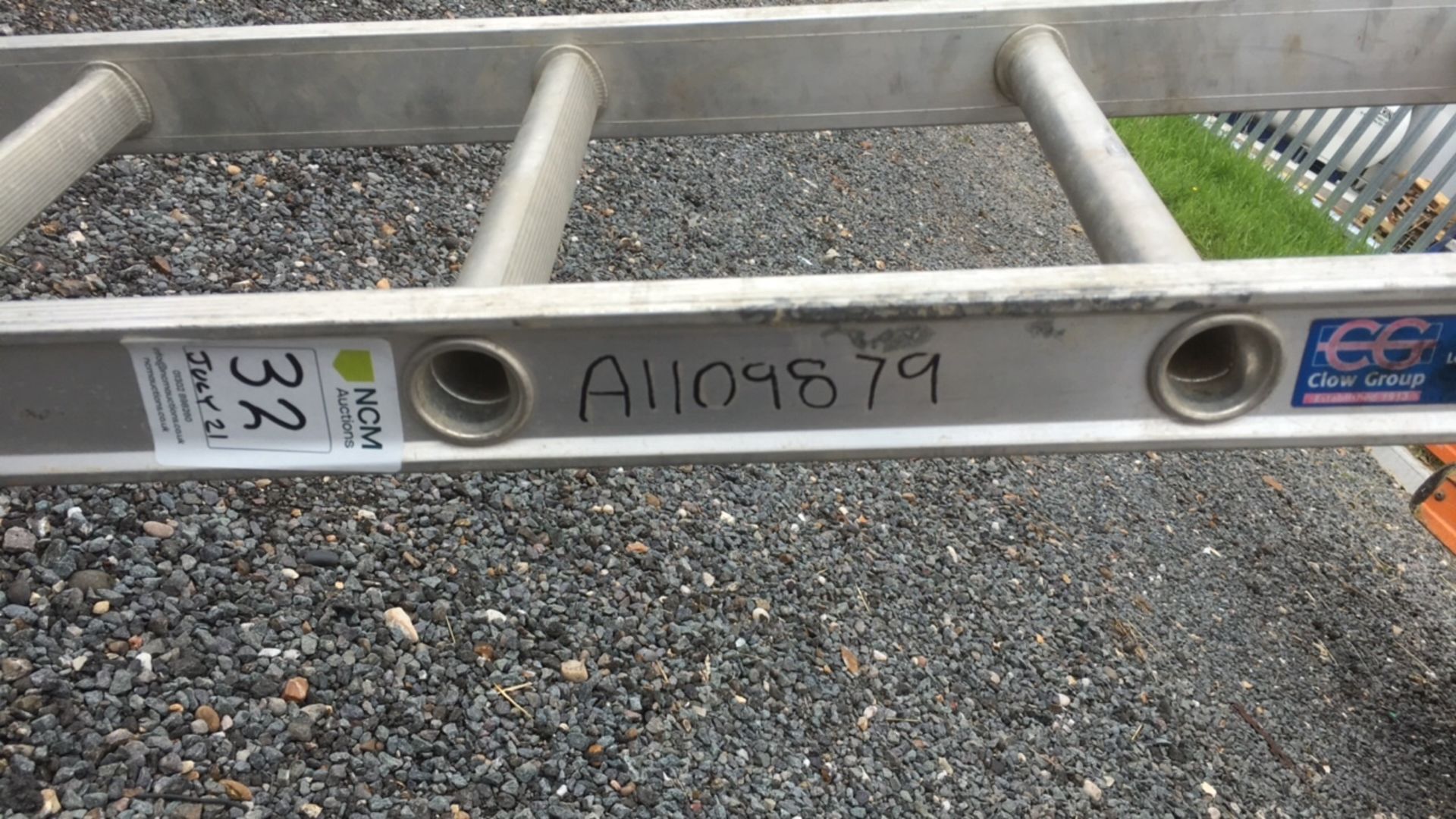 Clow single 3m aluminium ladder (a1109879) - Image 2 of 2
