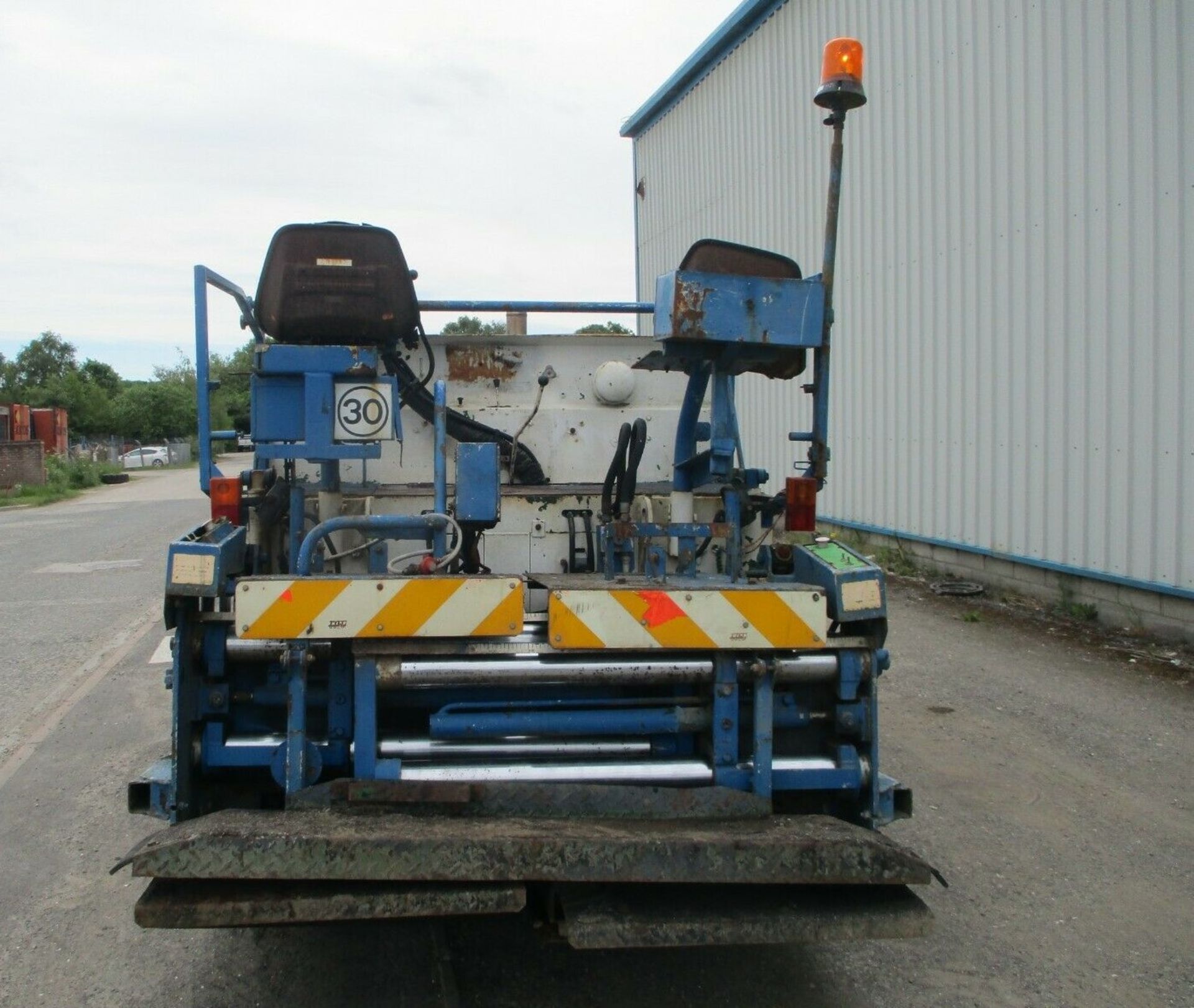 BGP Pavers V18 35 Tarmac Paver - Image 8 of 12