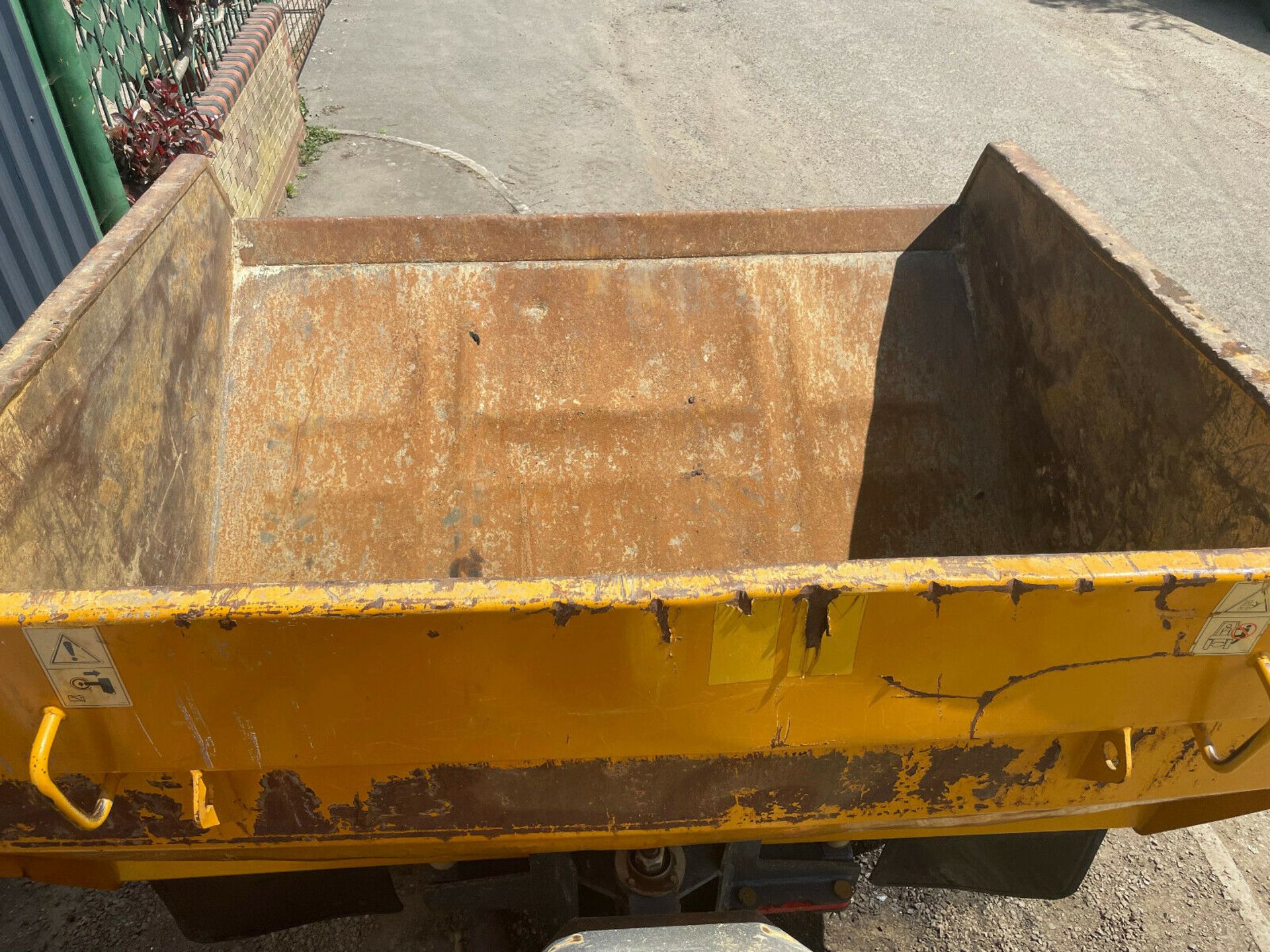 Terex TA9 Straight Tip Dumper 2014 - Image 11 of 12