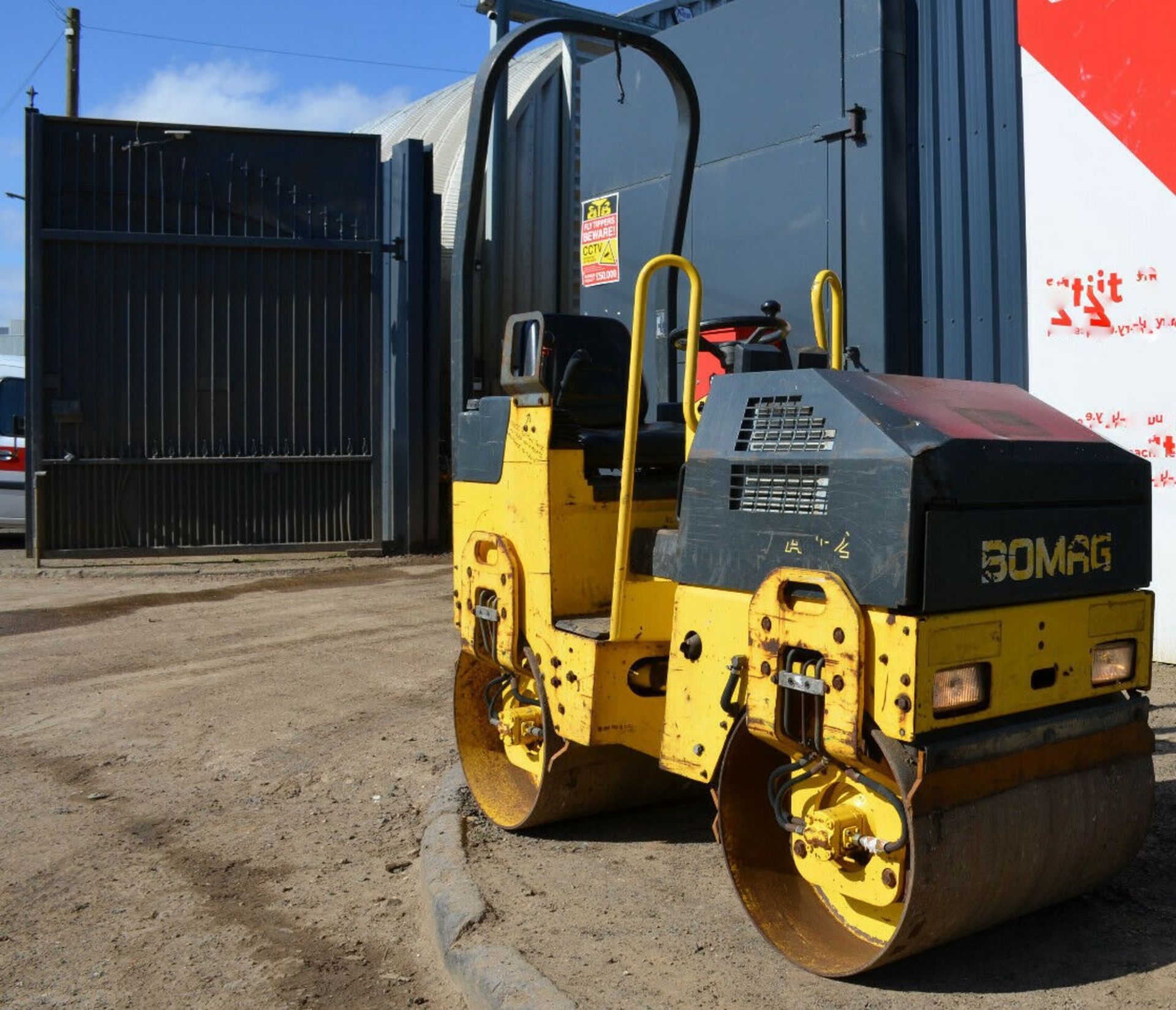 Bomag Bw 80 Ad-2 Roller 2006 - Image 2 of 11