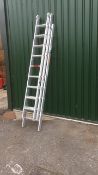 Summit 2, 3 section aluminium ladder (A841397)