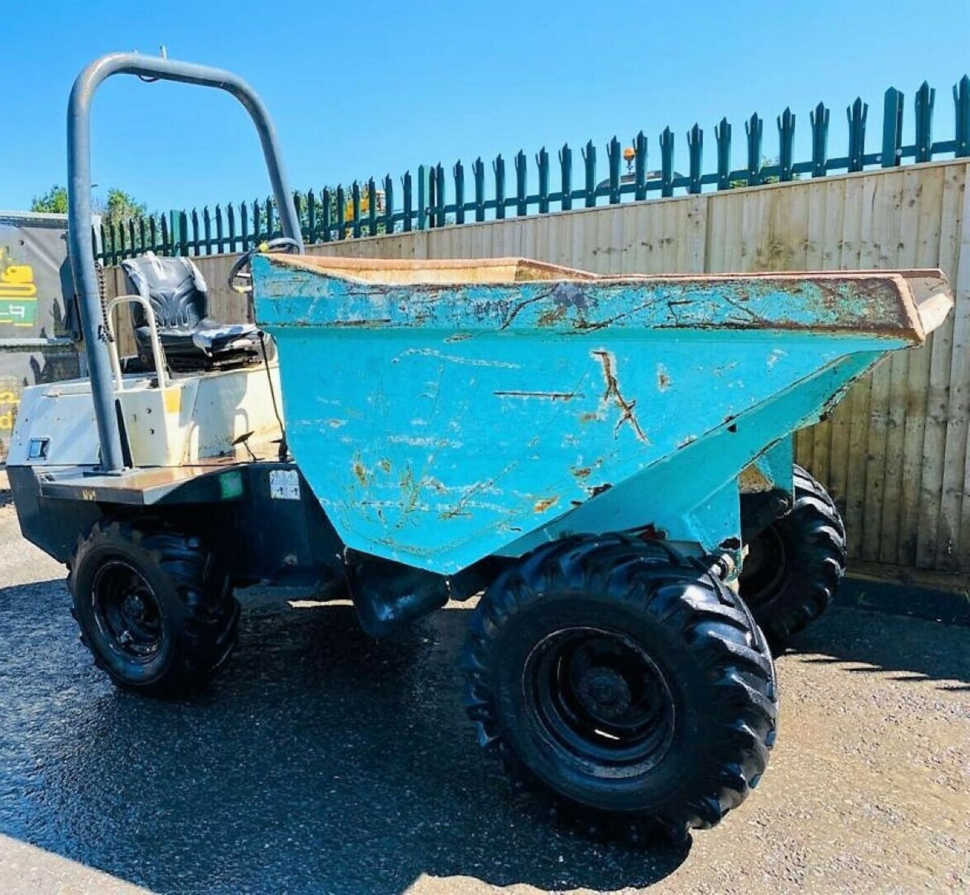 Terex TA3 3 Ton Straight Tip Dumper 2006 - Image 2 of 12