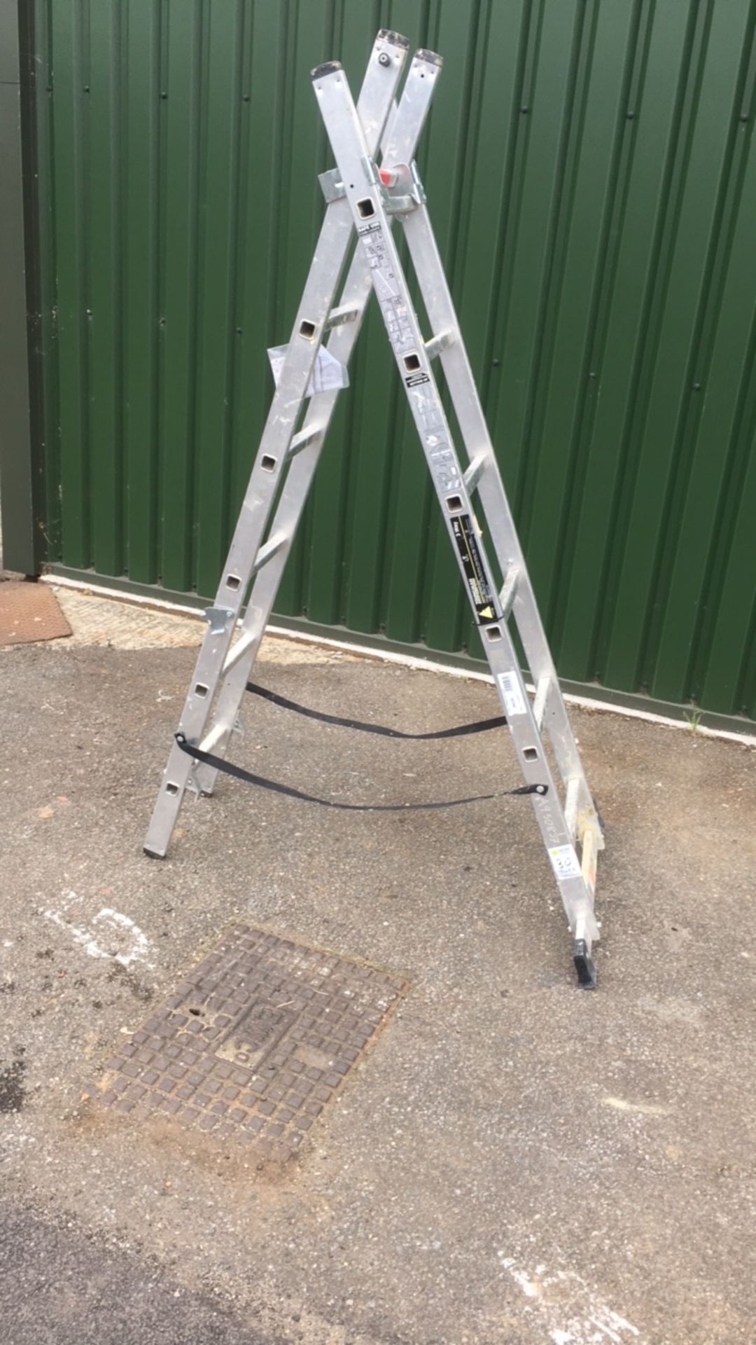 Youngman 3 way combo ladder (A950837)