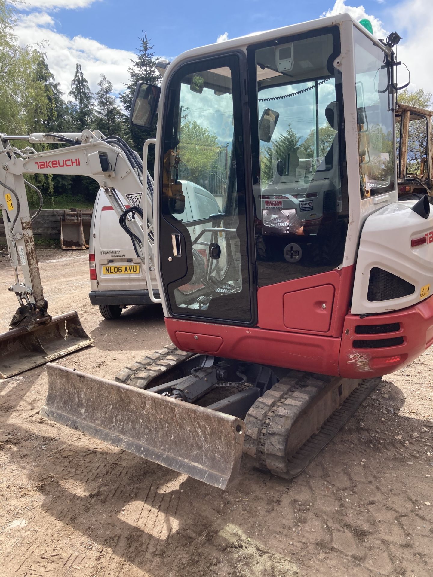 2016 Takeuchi TB230 - Image 15 of 18