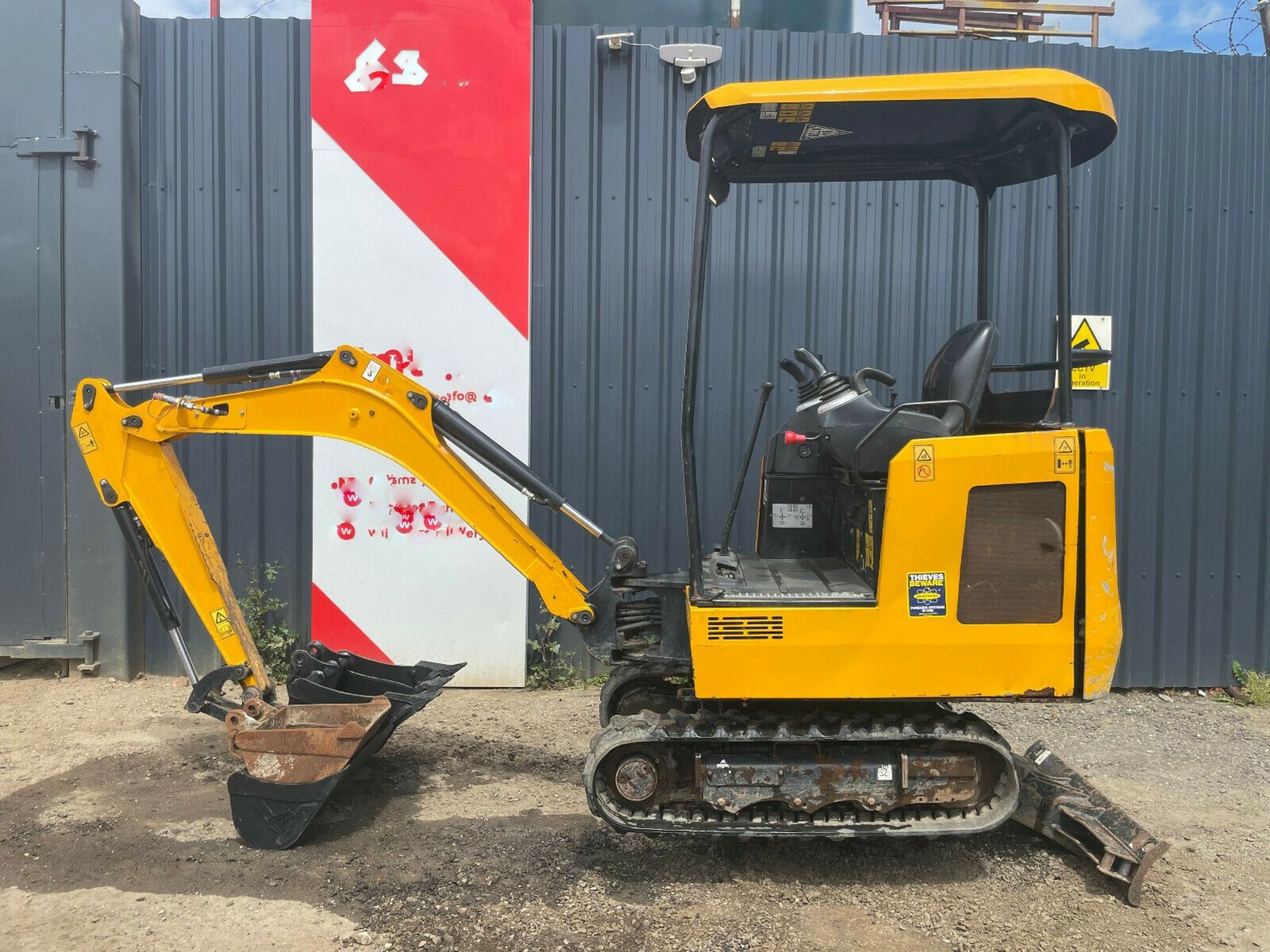 Jcb 15c-1 Mini Excavator 2018 - Image 6 of 12