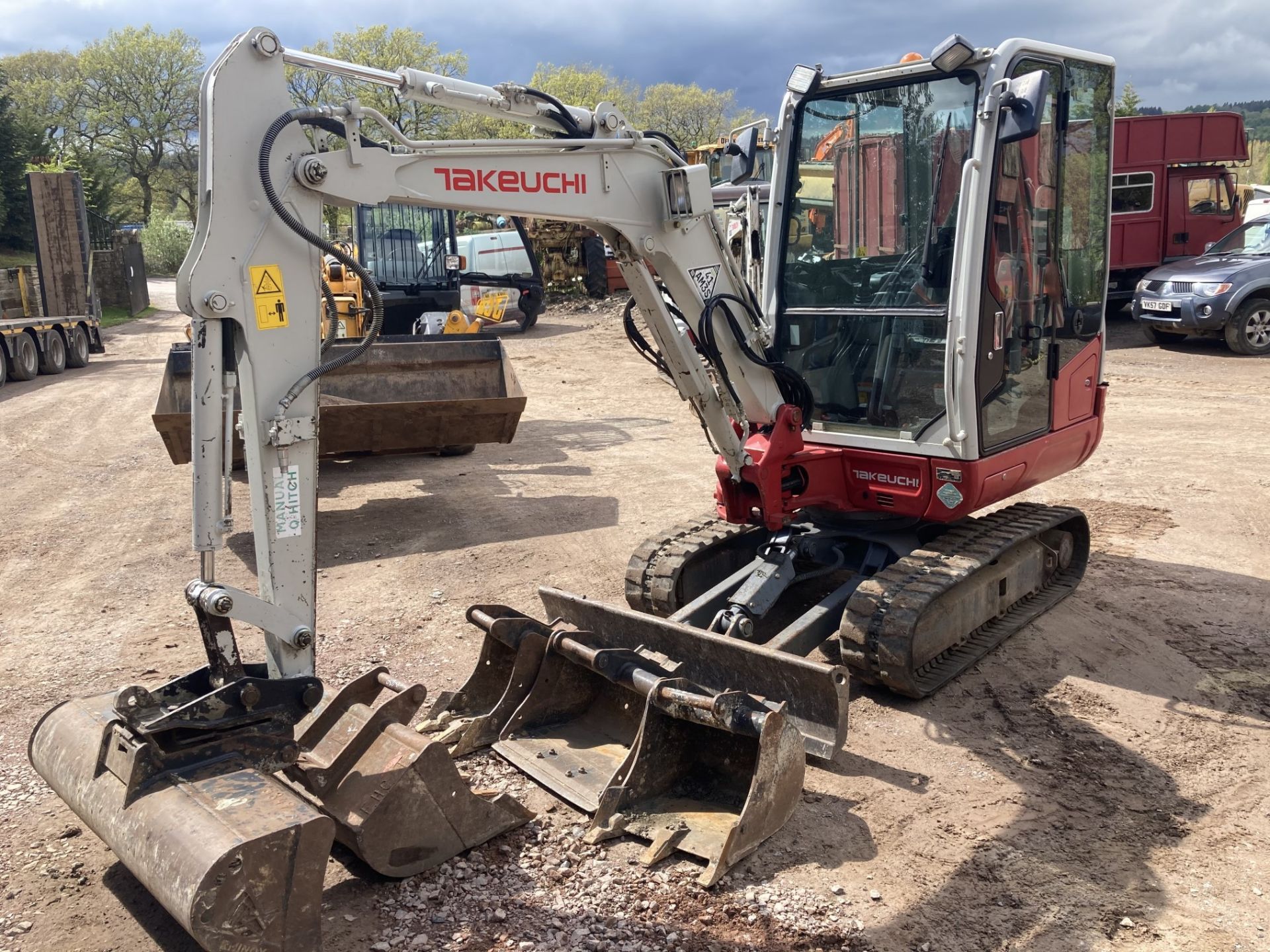 2016 Takeuchi TB230 - Image 11 of 18