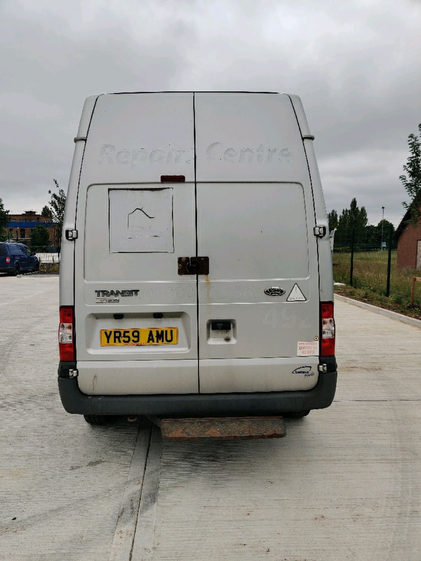 ENTRY DIRECT FROM LOCAL AUTHORITY FORD Transit YR59AMU - Image 3 of 29